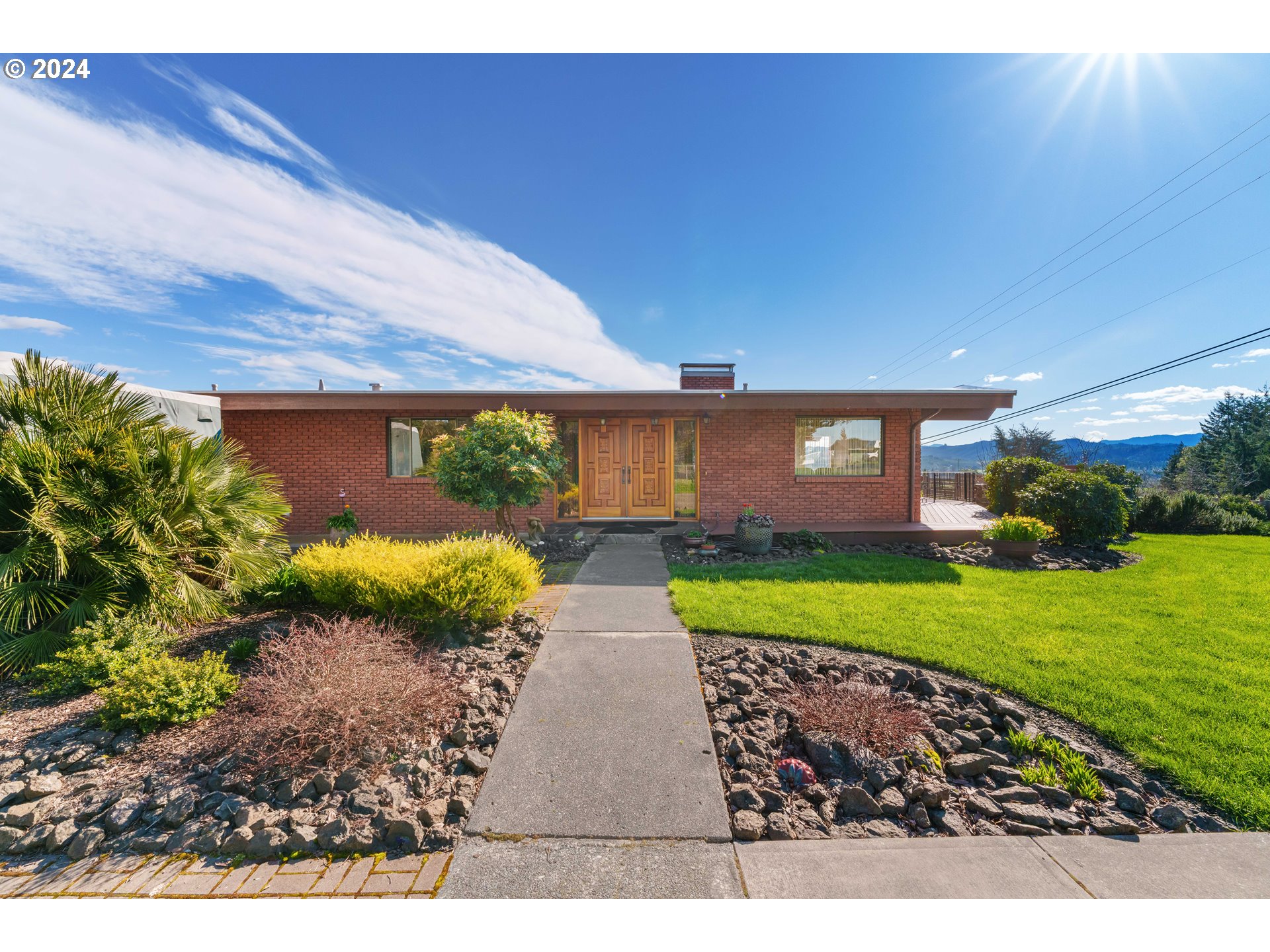 1404 WILLOW ST, Myrtle Point, OR 