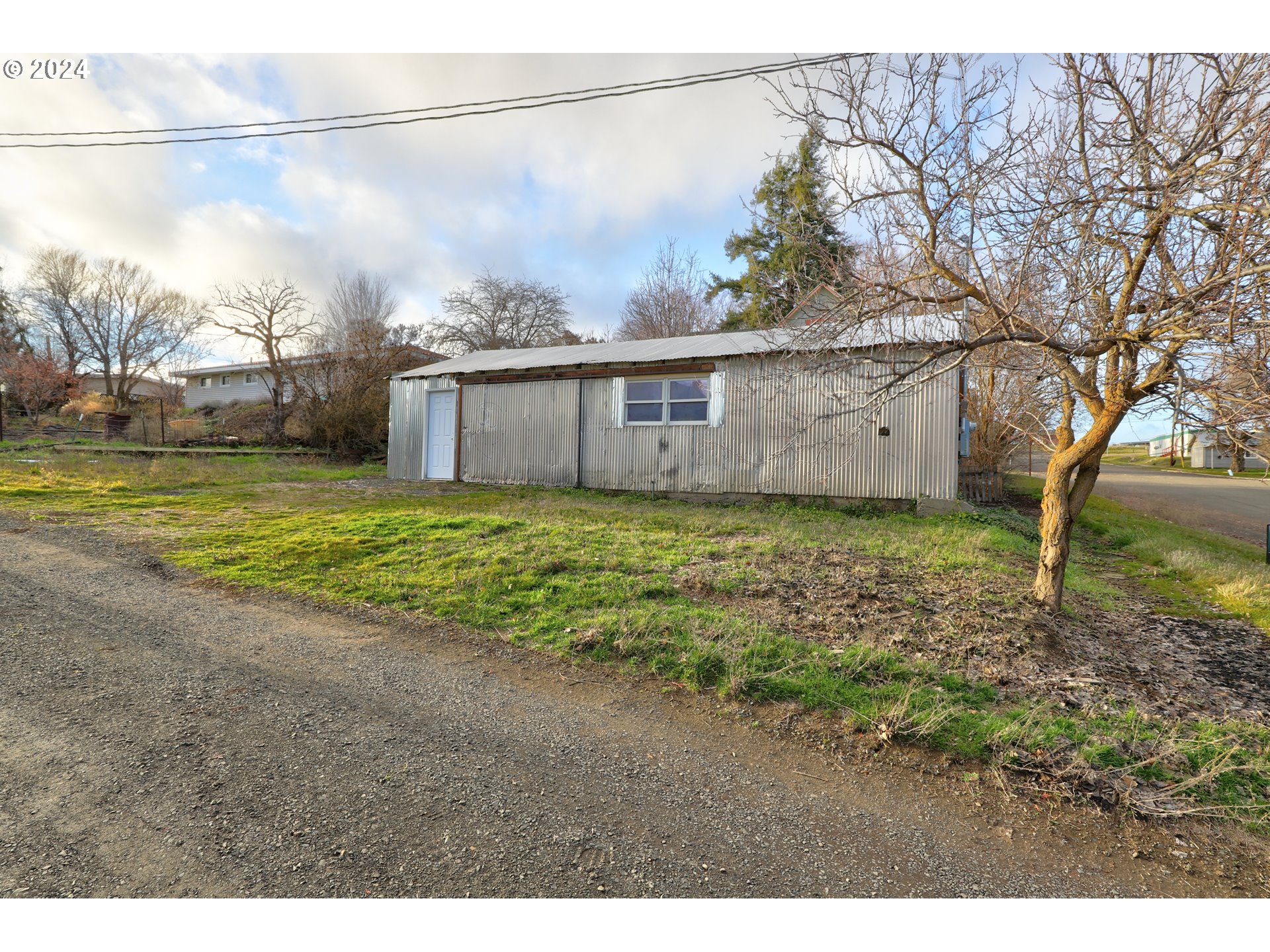 301 2nd ST, Moro, OR 97039