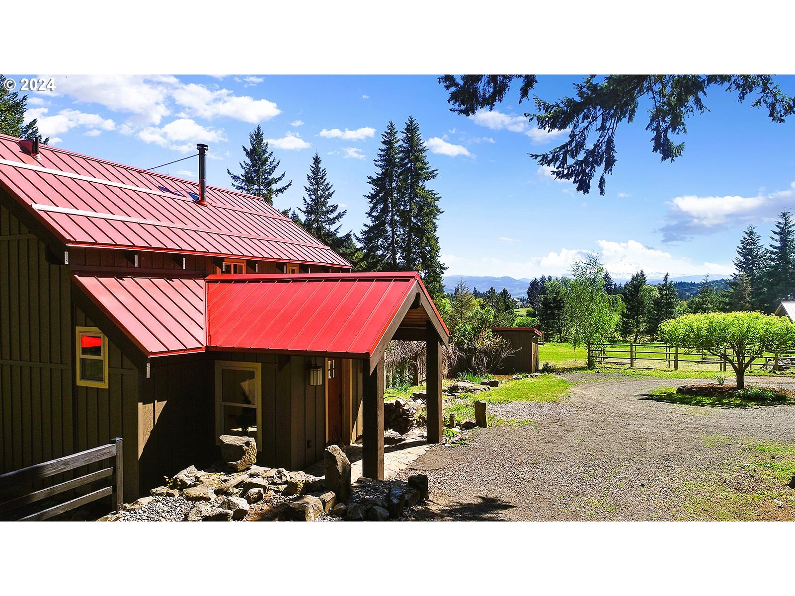 52 ECHO GLEN RD, WHITE SALMON, WA 98672 Hoag Real Estate