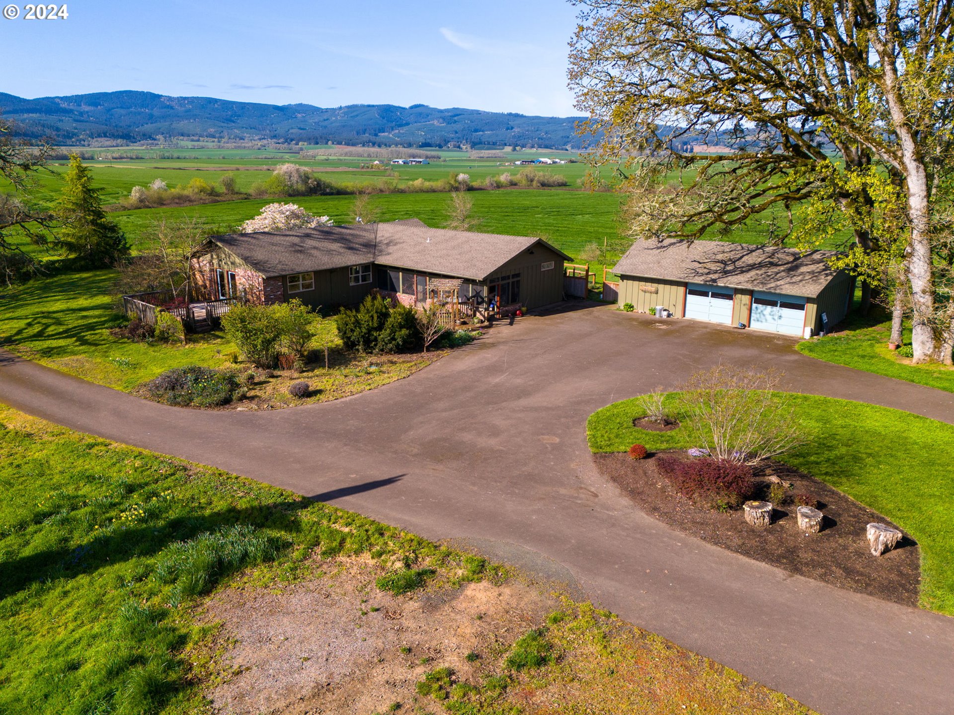 11665 AIRLIE RD, Monmouth, OR 97361