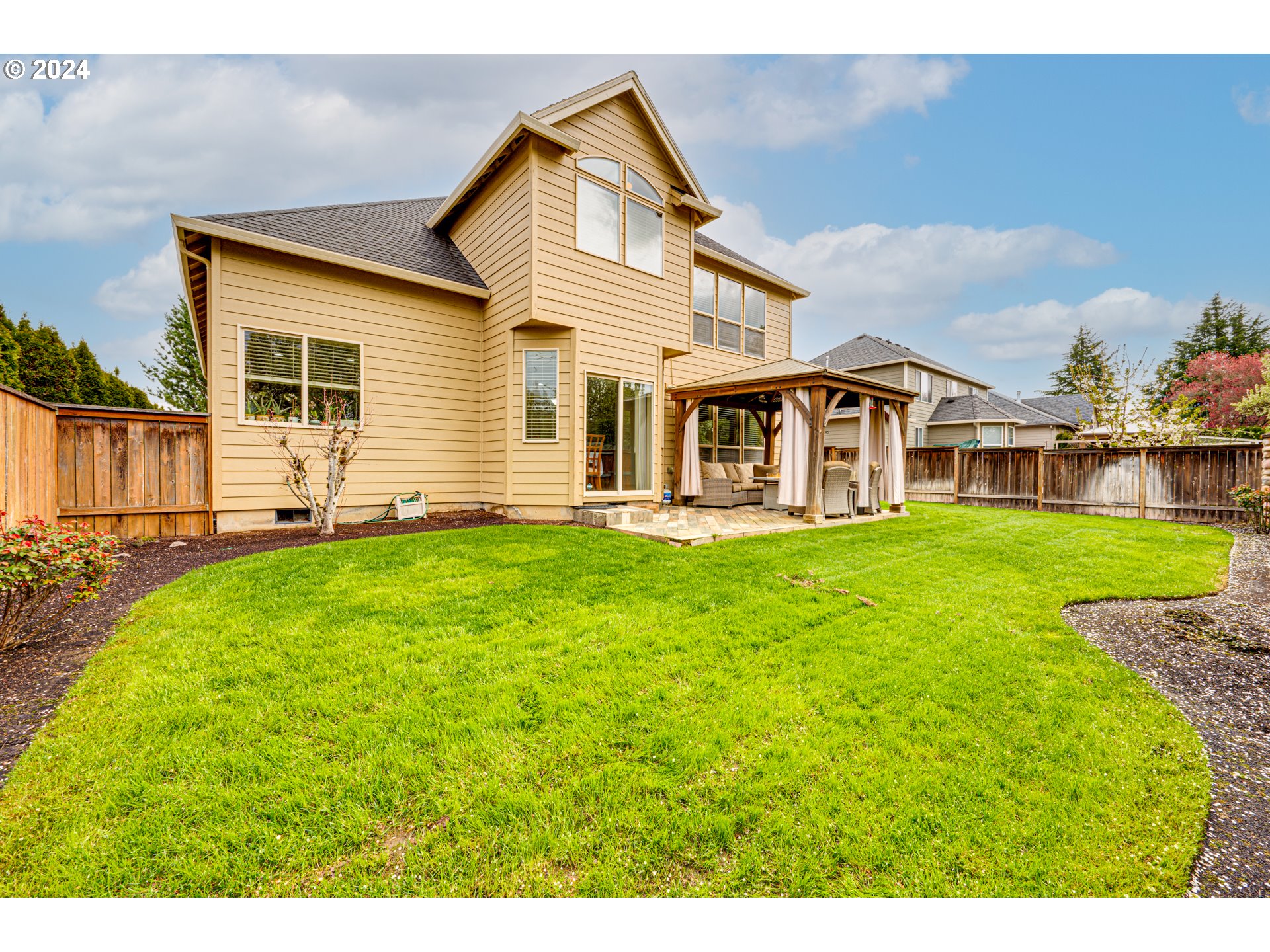 807 NW 150th St, Vancouver, WA 98685
