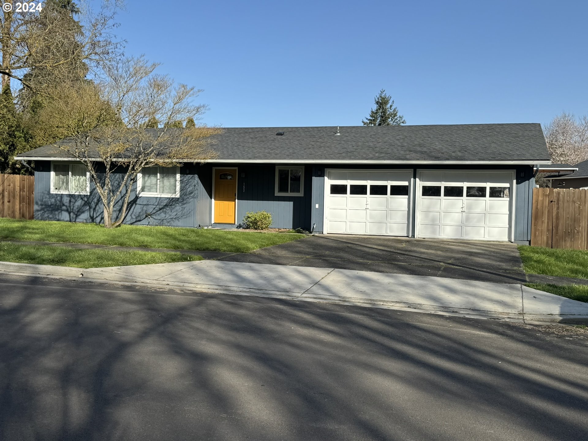 153 S 5TH ST, Jefferson, OR 97352