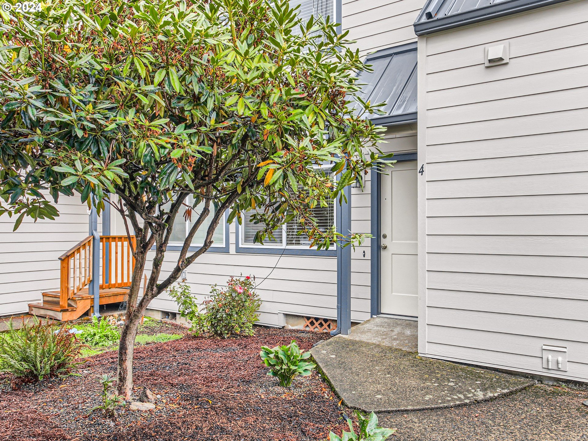 7320 NE 16th Ave #204, Vancouver, WA 98665