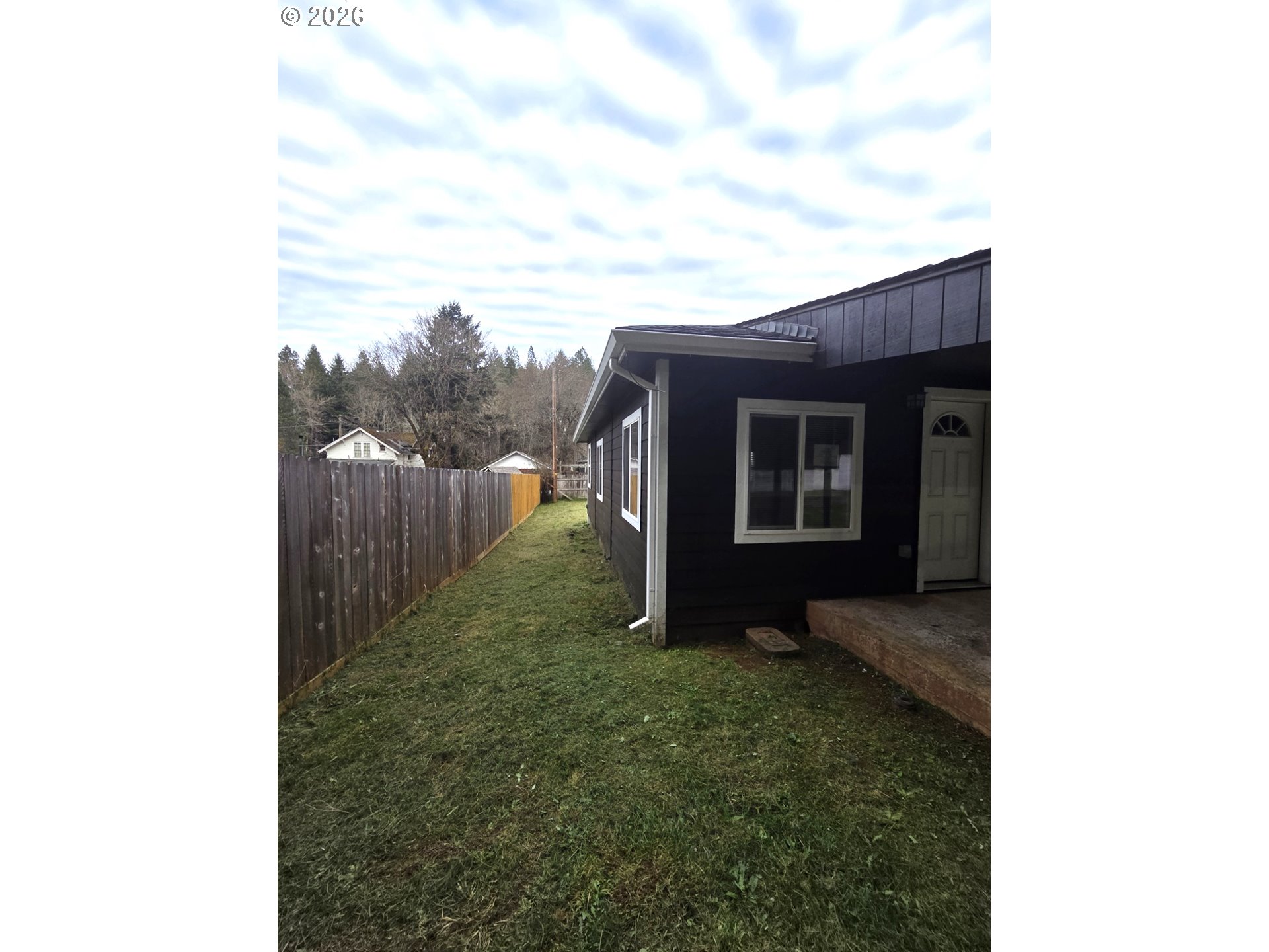 148 MONTGOMERY AVE, Glendale, OR, 97442