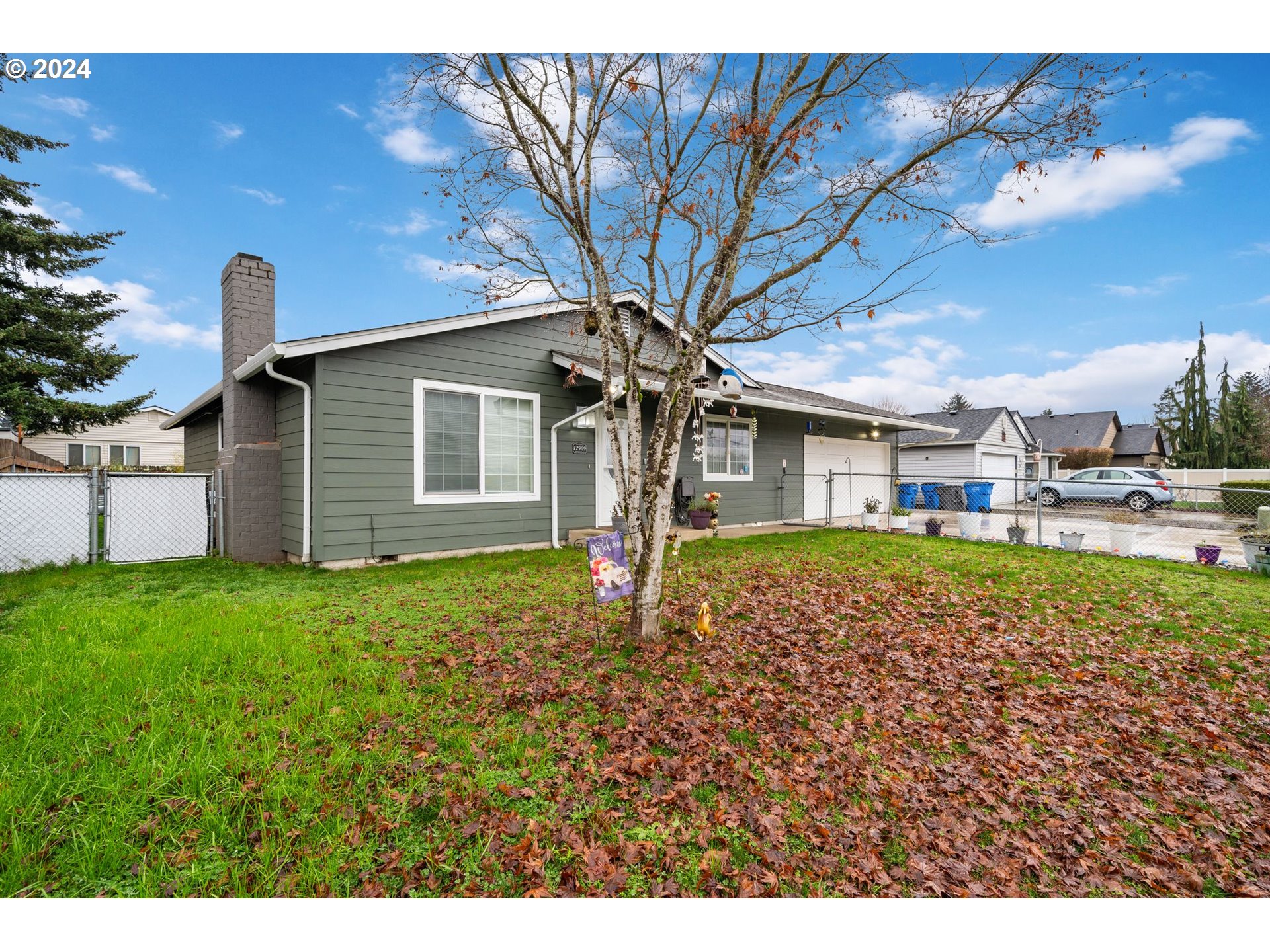 12909 NE 44th St, Vancouver, WA 98682