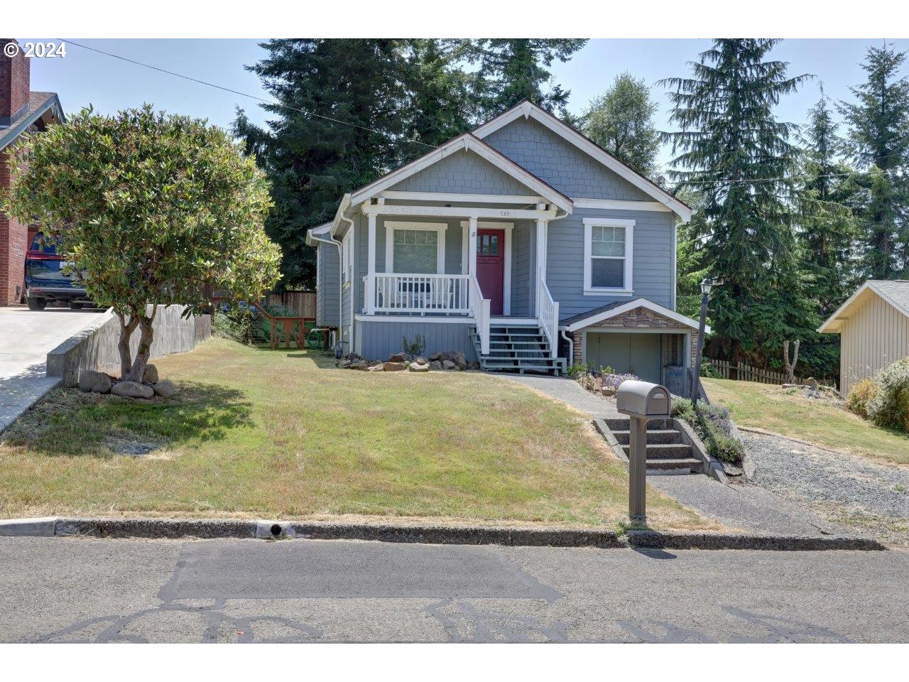 Photo of 107 KENSINGTON AVE Astoria OR 97103