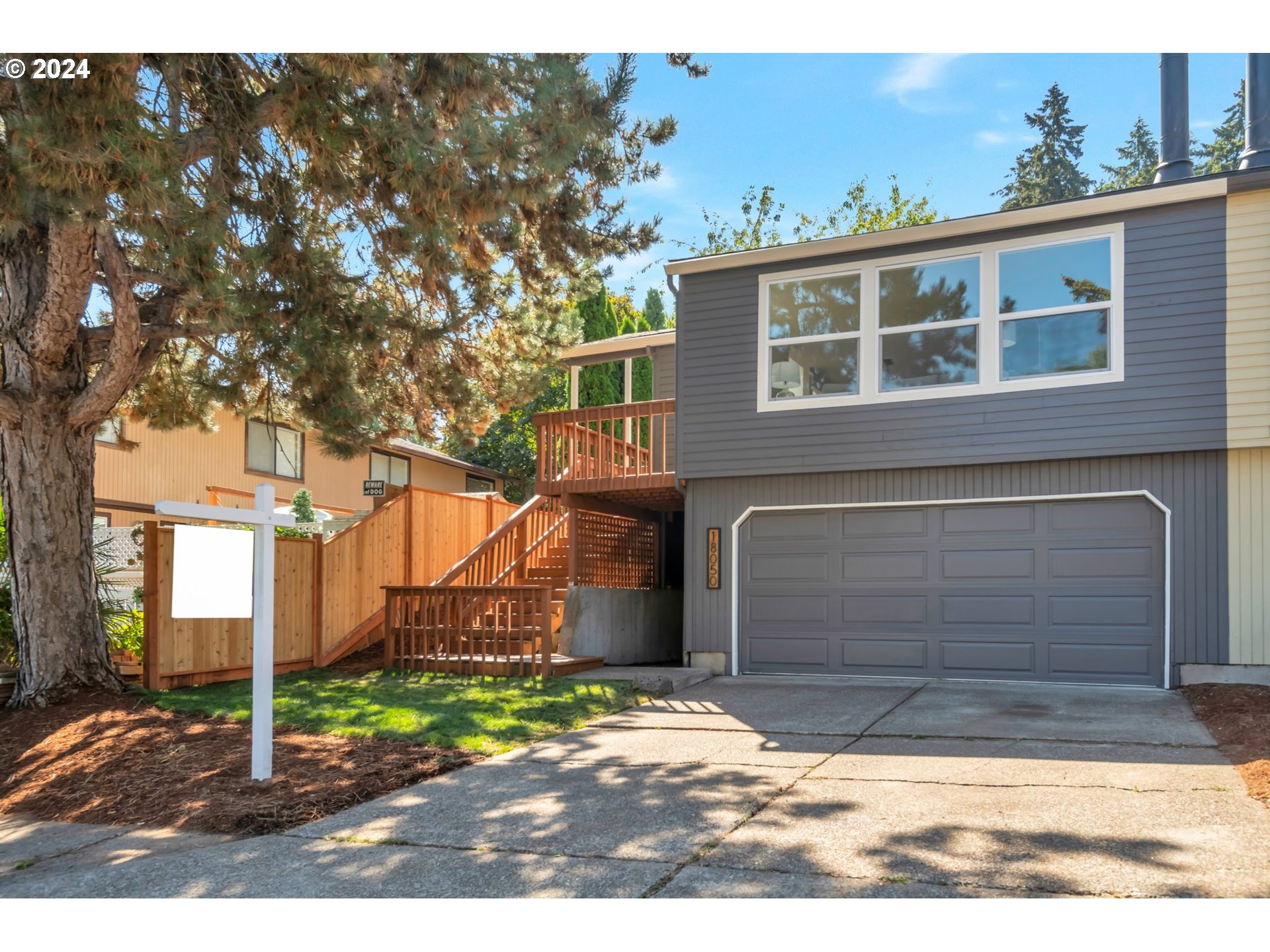 Photo of 18050 MONTE VERDI BLVD Beaverton OR 97007