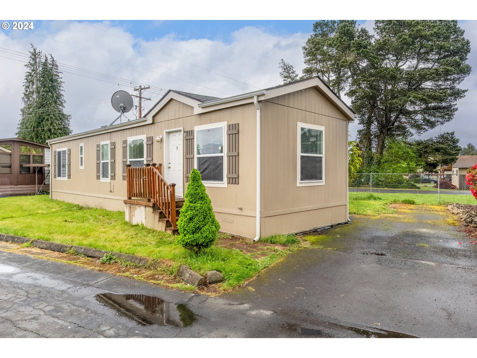 1965  Westside Hwy #7, Kelso, WA 98626