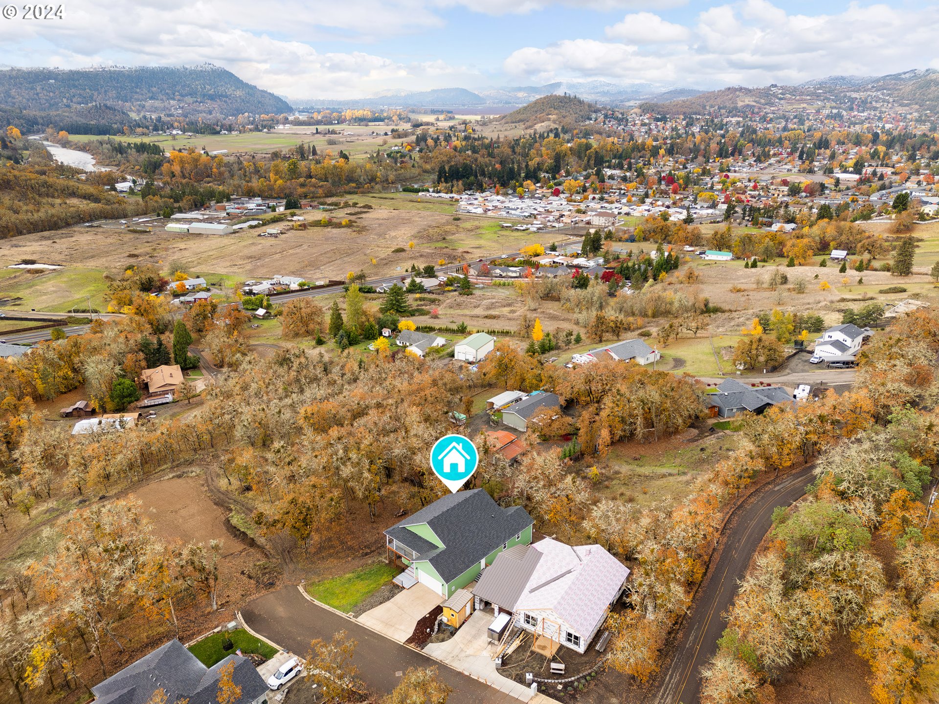 Photo of 125 SYLVAN VISTA CT Roseburg OR 97471