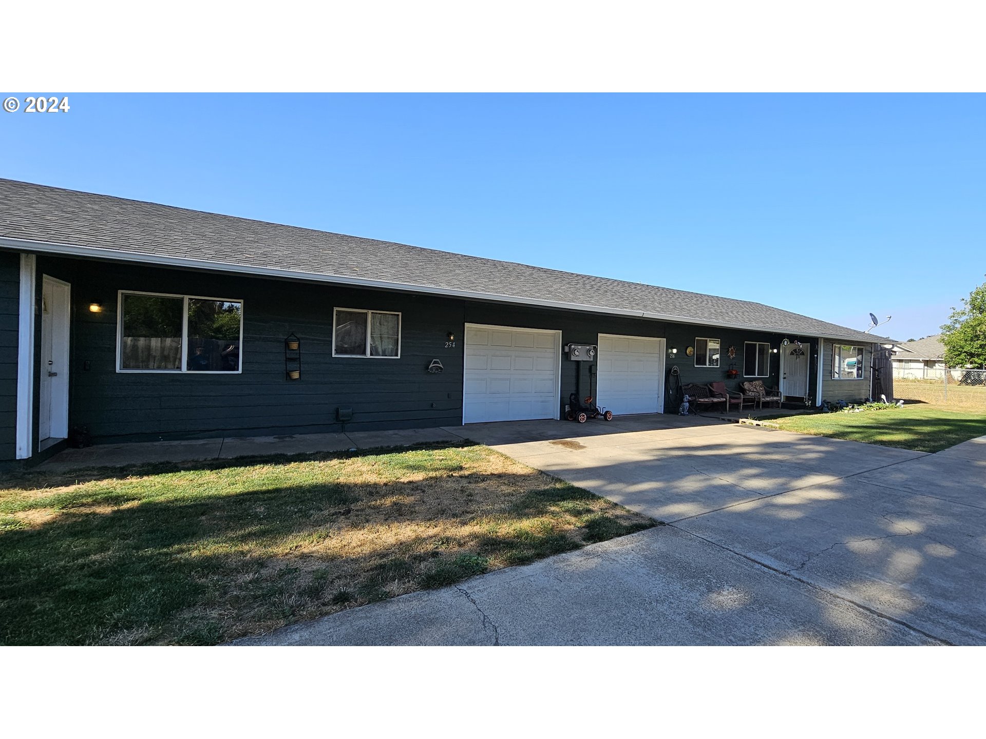 254 & 256 Art Lott Ln is an amazing investment opportunity of a well kept duplex on a flag lot on the edge of Creswell. Quiet neighborhood on dead end street. Both garages have been converted to more living space while leaving ample storage as well. Do not disturb tenants.
