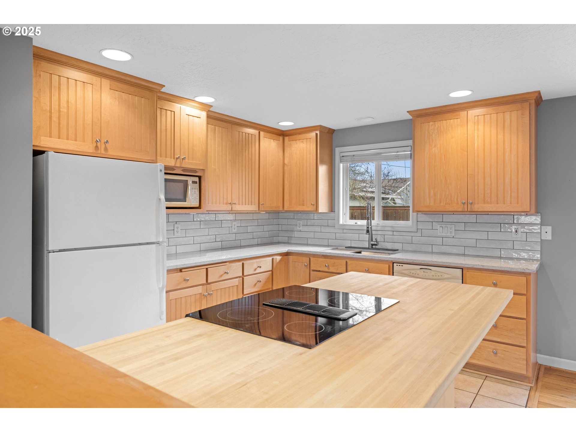 1538 UMPQUA RD, Woodburn, OR, 97071