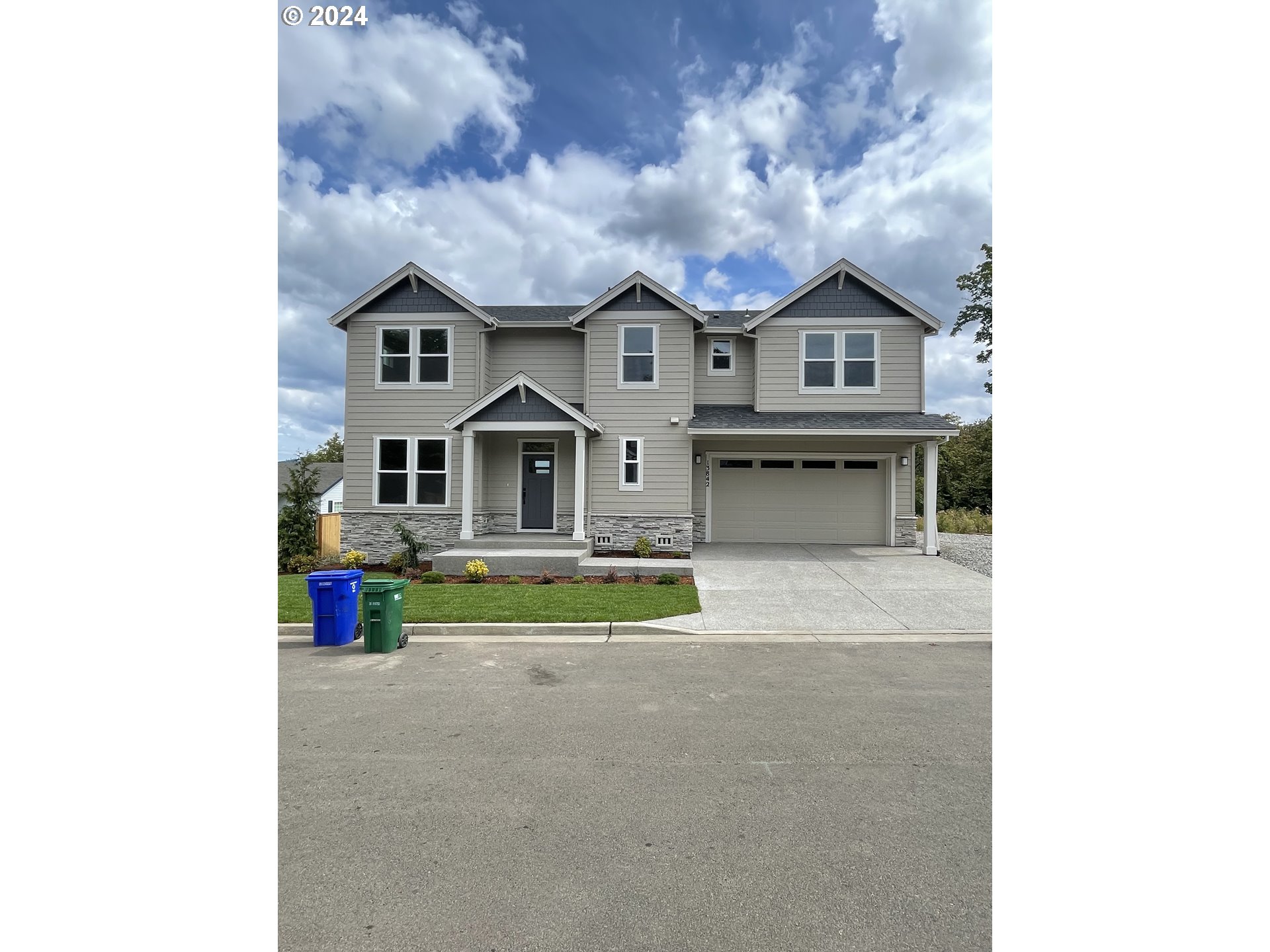 Photo of 13842 PIPER CUB WAY Milwaukie OR 97267