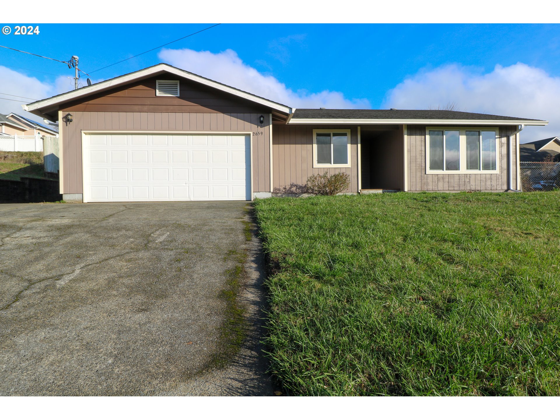 Photo of 2659 ASH ST North Bend OR 97459