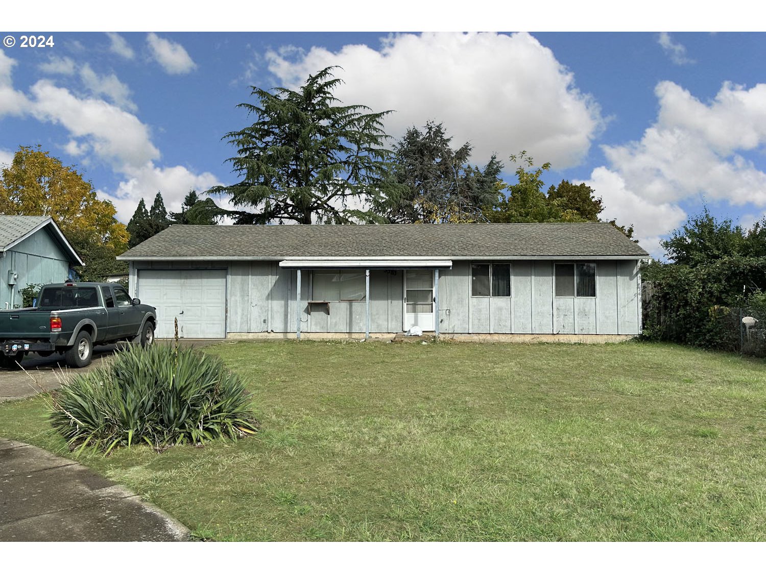 Photo of 3383 CORALY AVE Eugene OR 97402