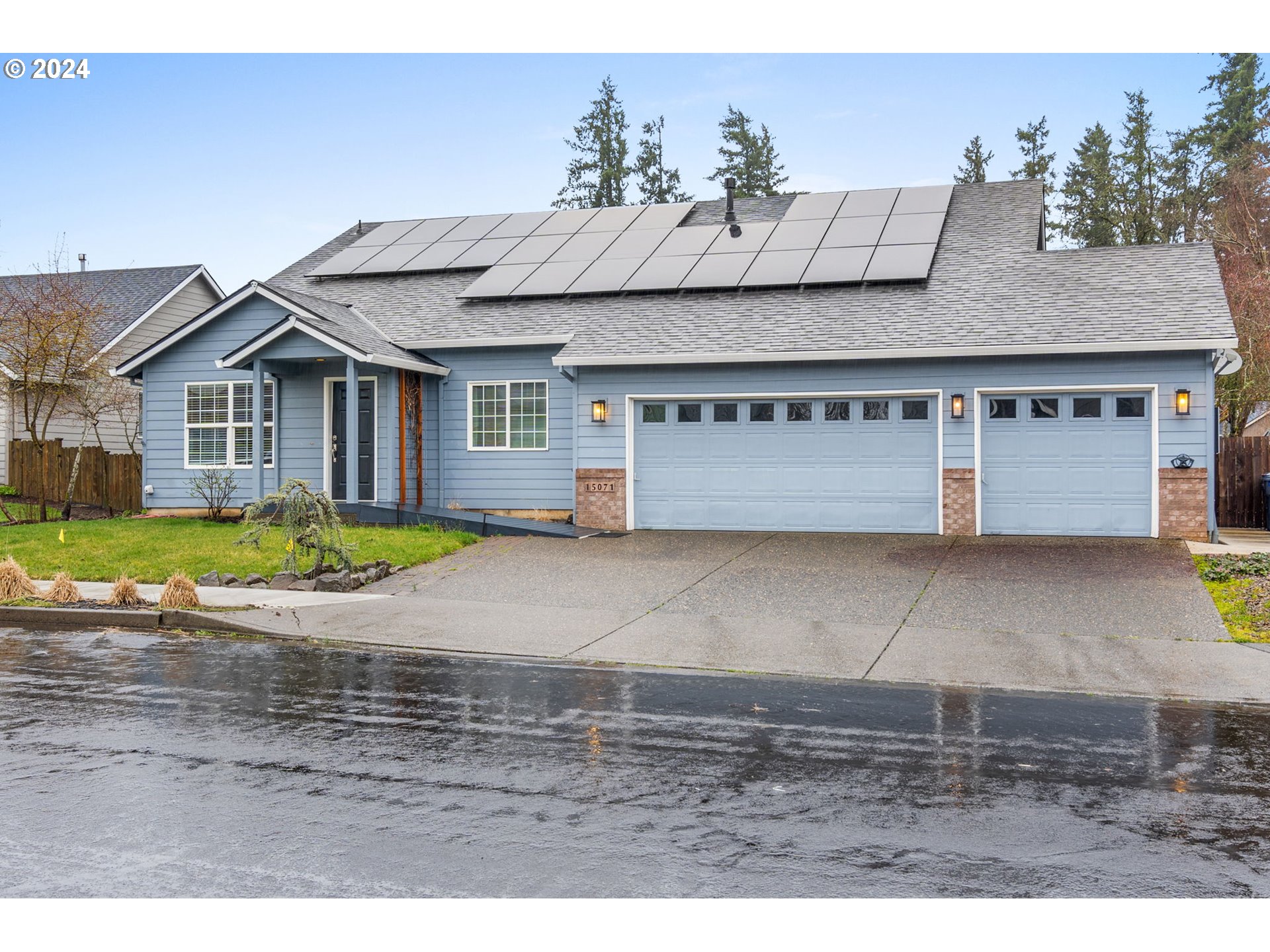 Photo of 15071 PEBBLE BEACH DR Oregon City OR 97045