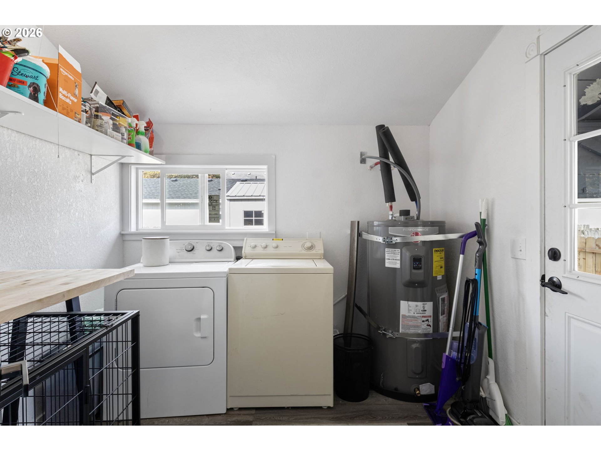 174 SE MOSHER AVE, Roseburg, OR 97470