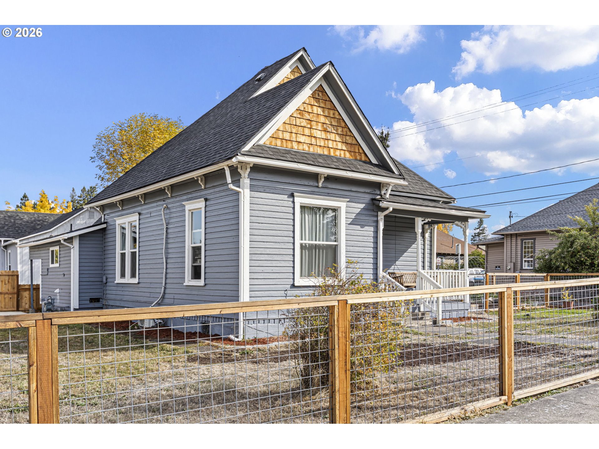 174 SE MOSHER AVE, Roseburg, OR 97470