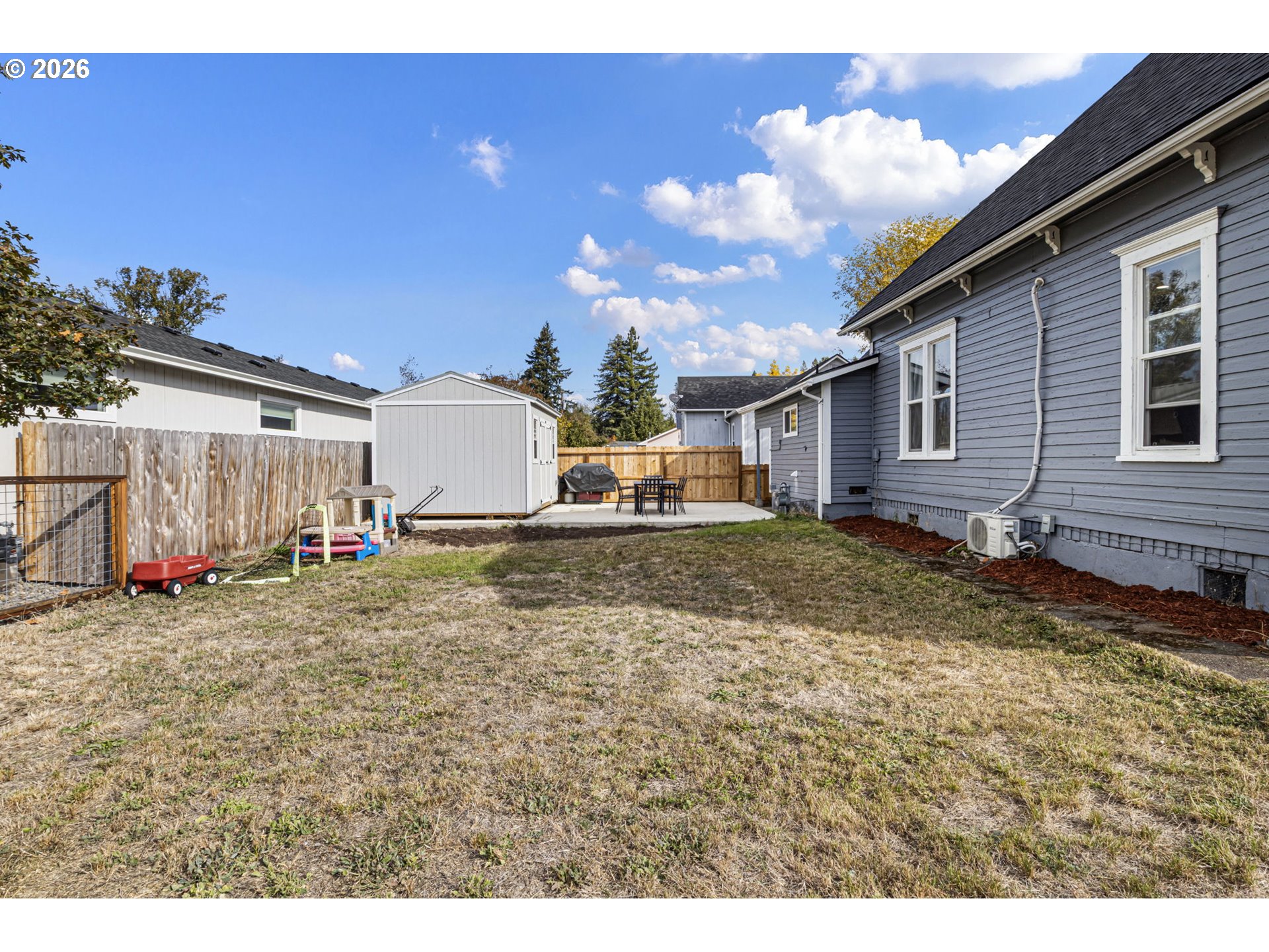 174 SE MOSHER AVE, Roseburg, OR 97470