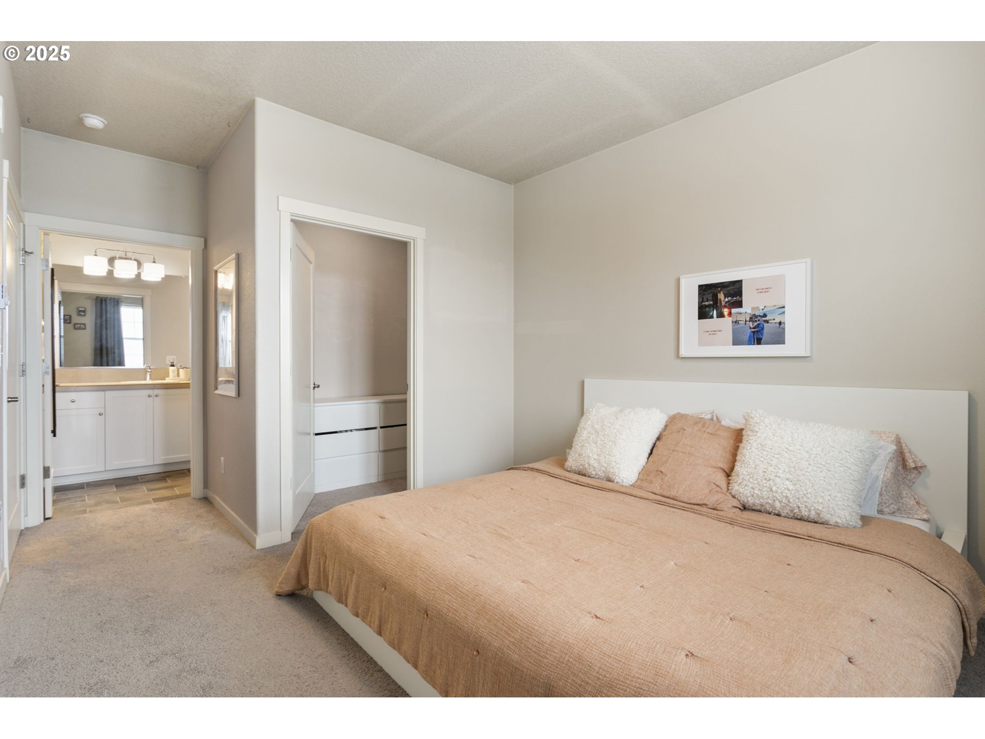 Photo #14: 246846896 Listing: Photo #14