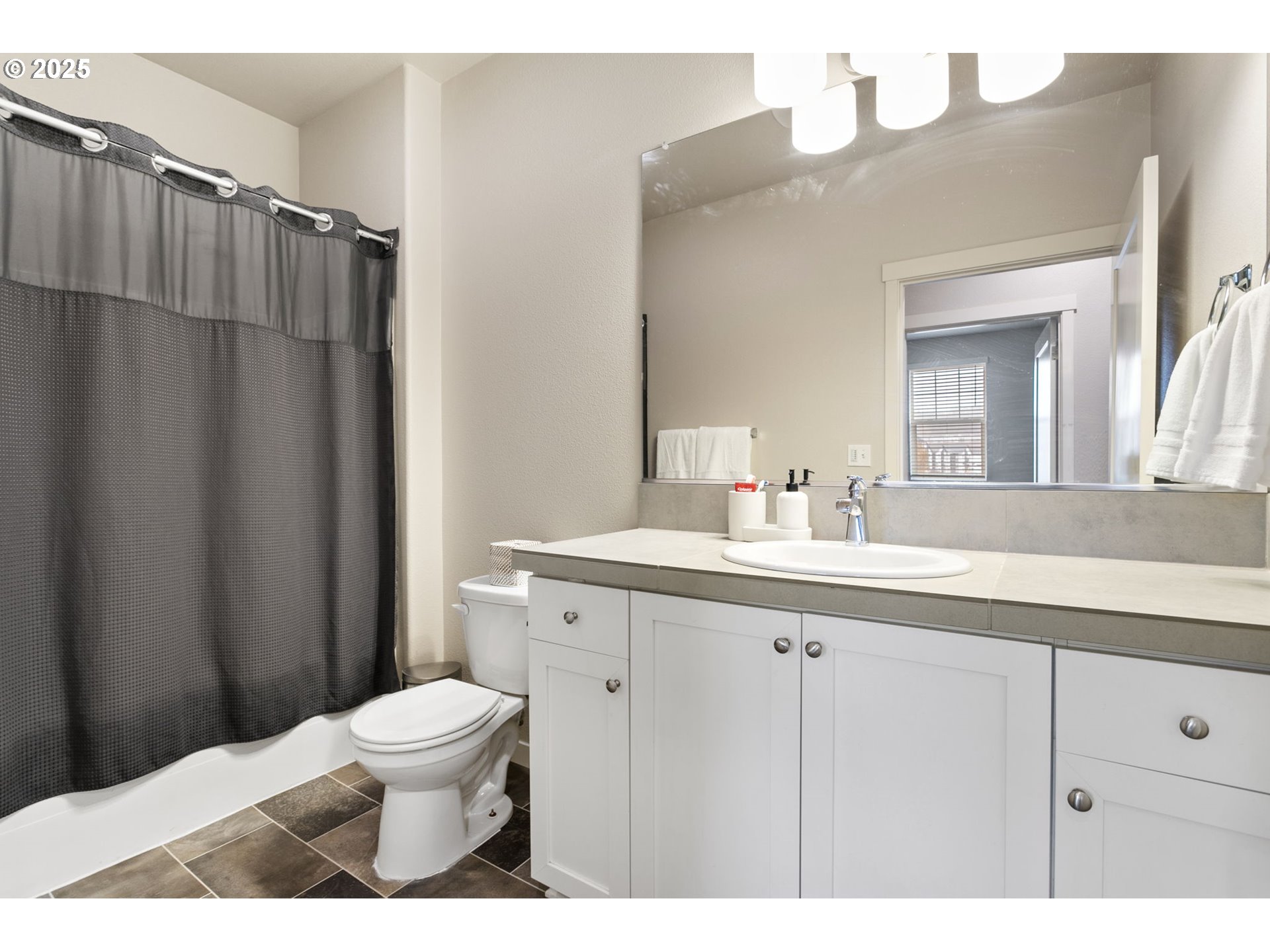 Photo #20: 246846896 Listing: Photo #20