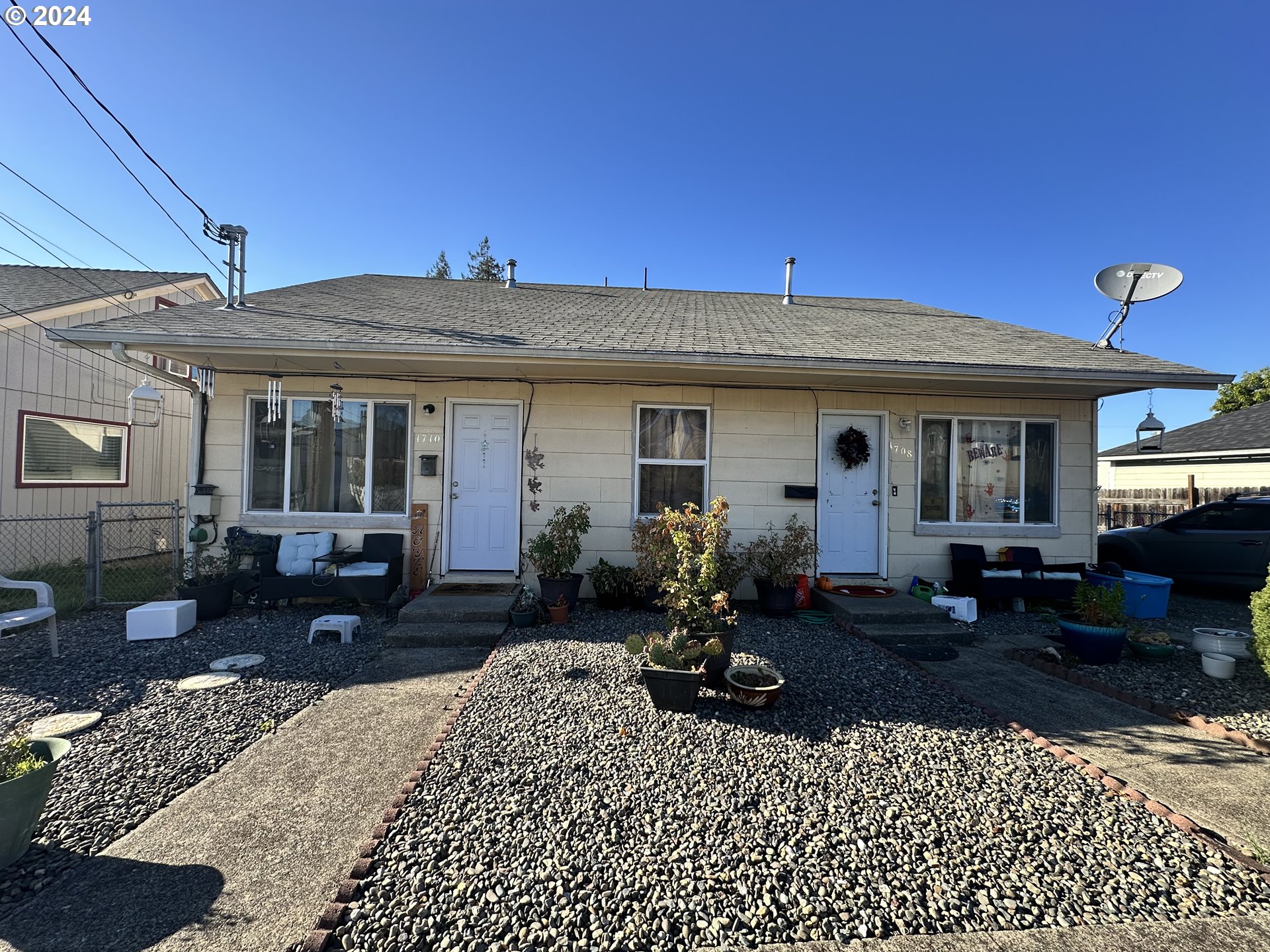 Photo of 1708 JACKSON ST Roseburg OR 97470