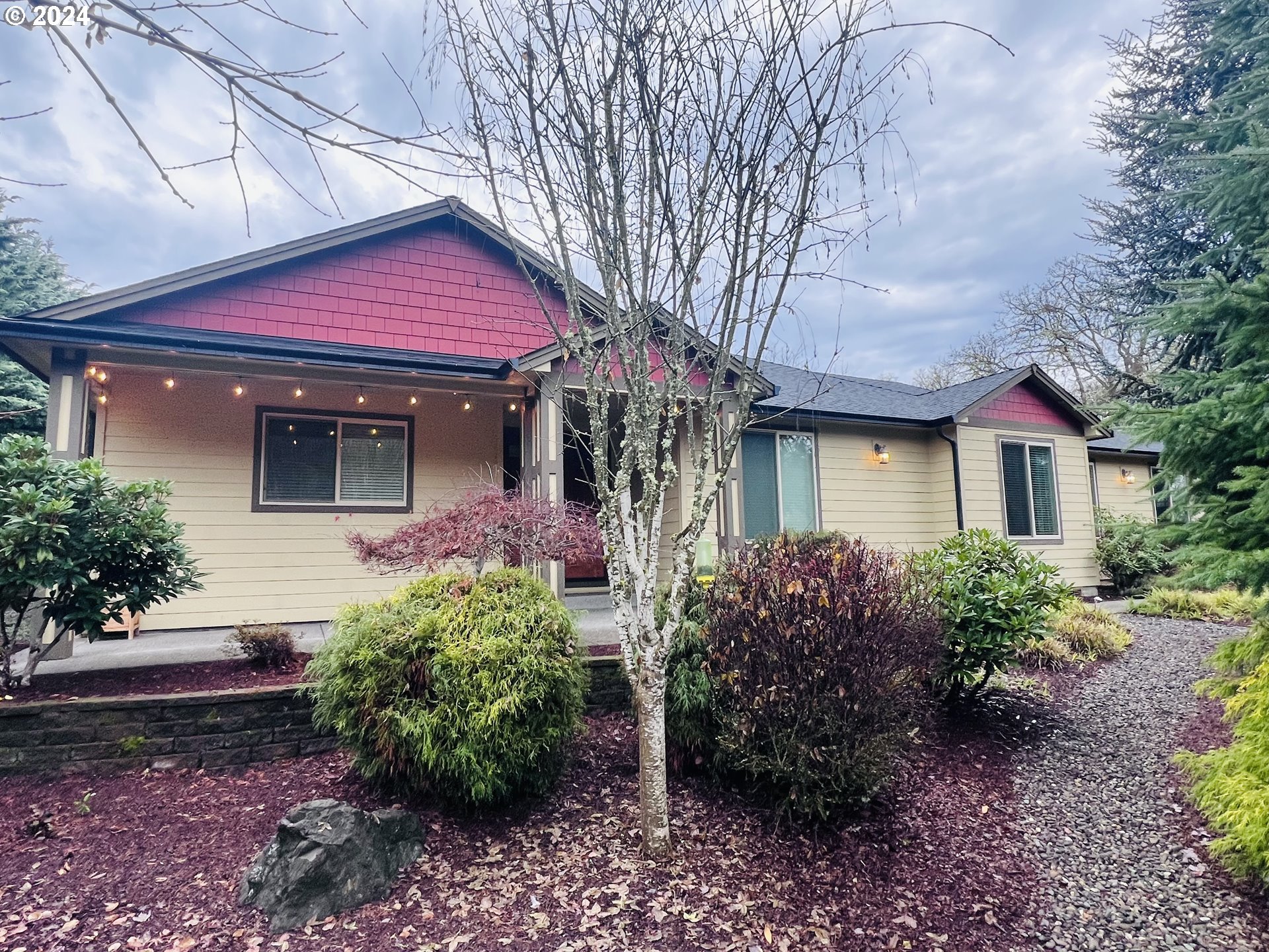 Photo of 137 CHARDONNAY WAY Roseburg OR 97471