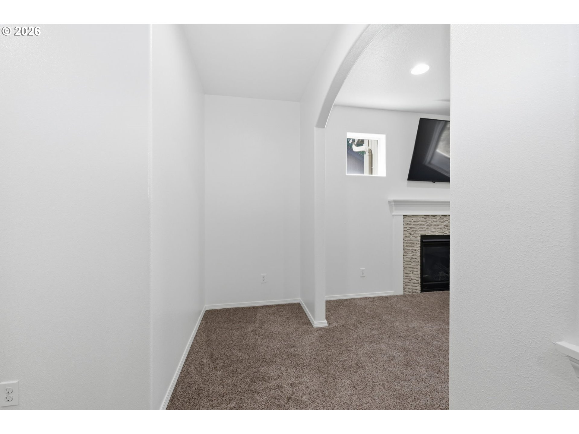 Property photo 16 of 43