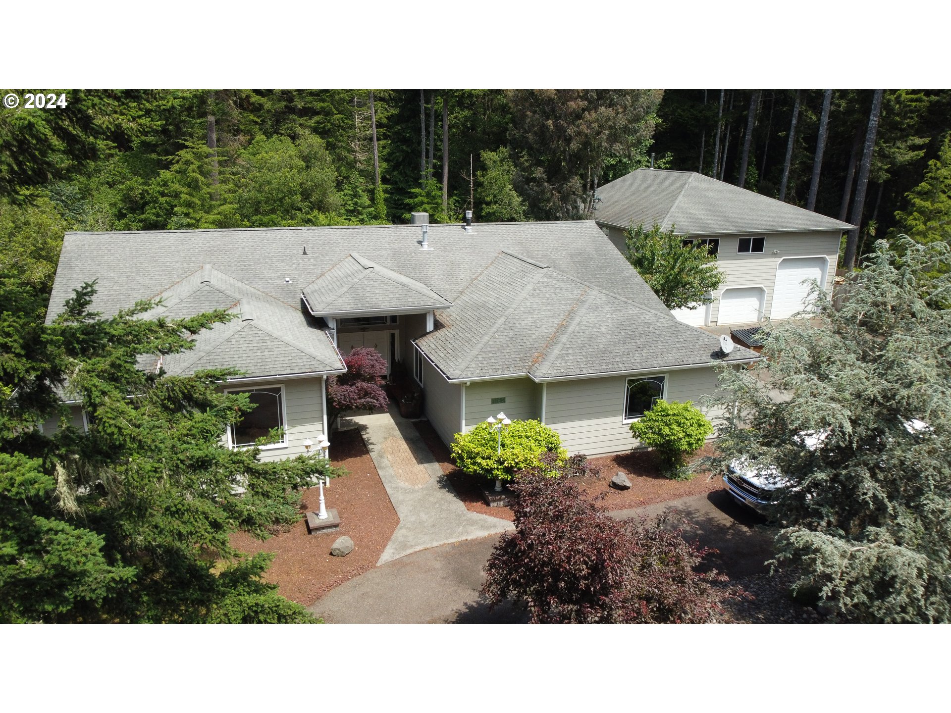 1150 TIDEVIEW TER, Coos Bay, OR 