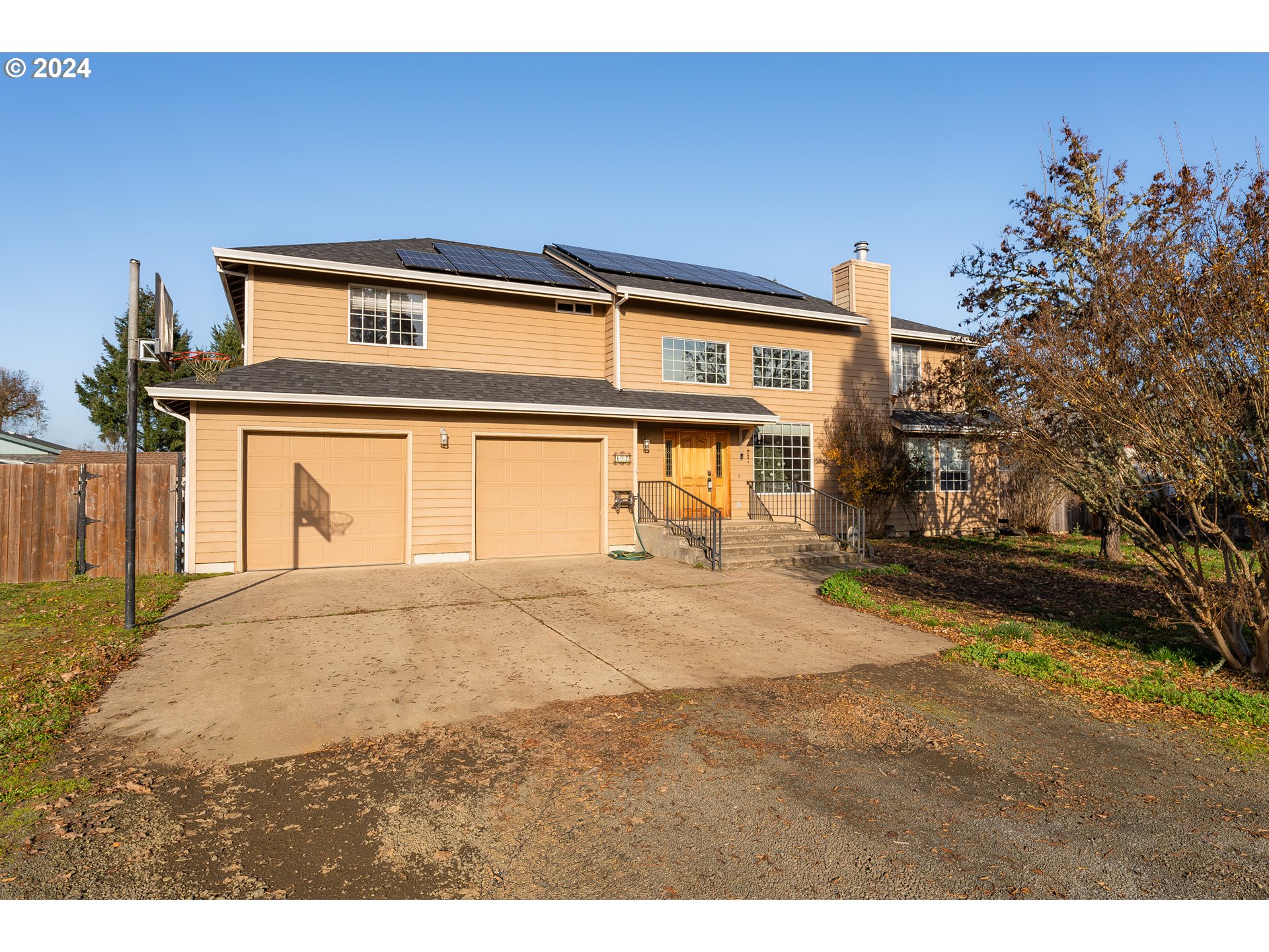 Photo of 191 CAMINO FRANCISCO AVE Roseburg OR 97471