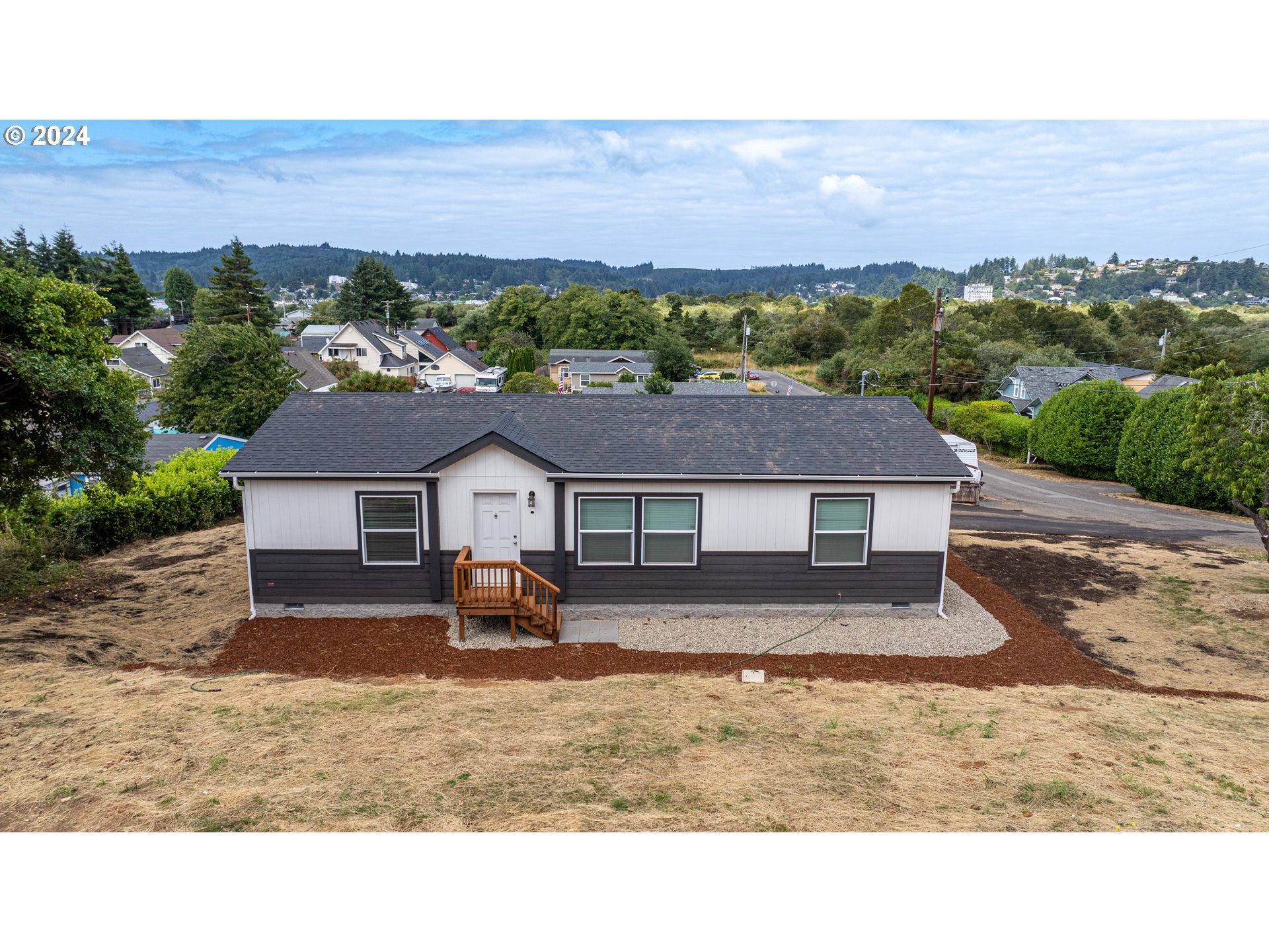 Photo of 313 1ST AVE Coos Bay OR 97420