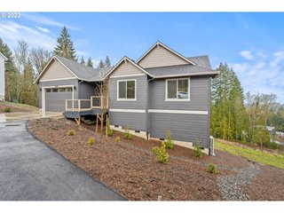 50480 MAPLE MEADOWS AVE, Scappoose, OR 97056, 4 Bedrooms Bedrooms, ,3 BathroomsBathrooms,Residential,For Sale,MAPLE MEADOWS,24699341