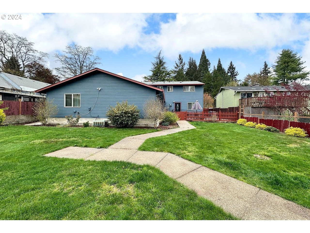 605 NW 116th St, Vancouver, WA 98685