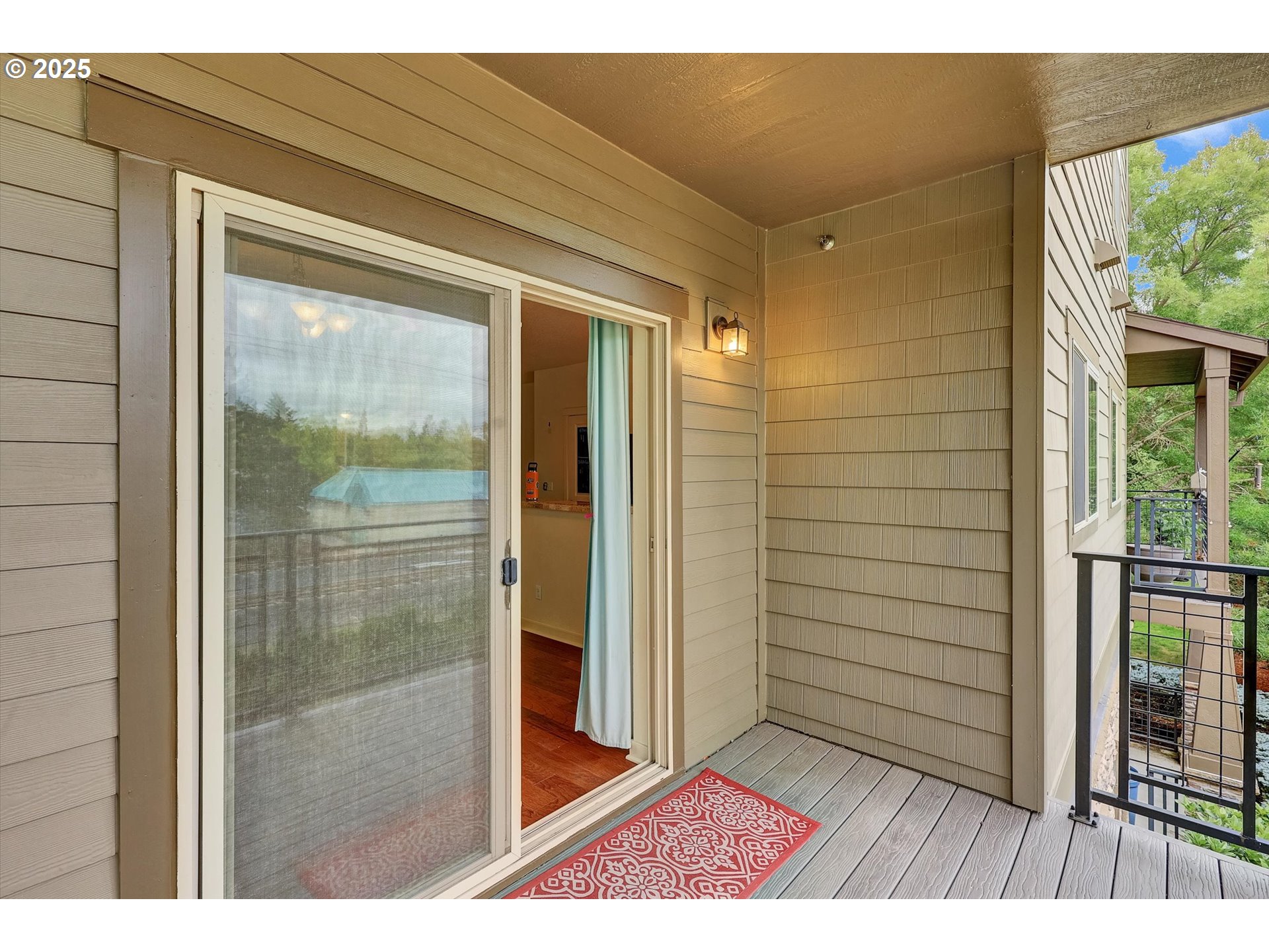 Photo #11: 247312425 Listing: Photo #11
