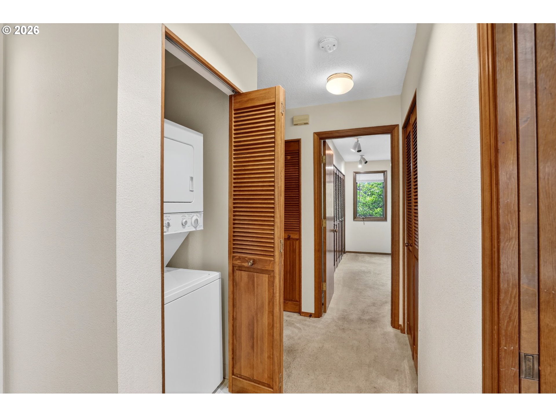 Photo #14: 248197862 Listing: Photo #14