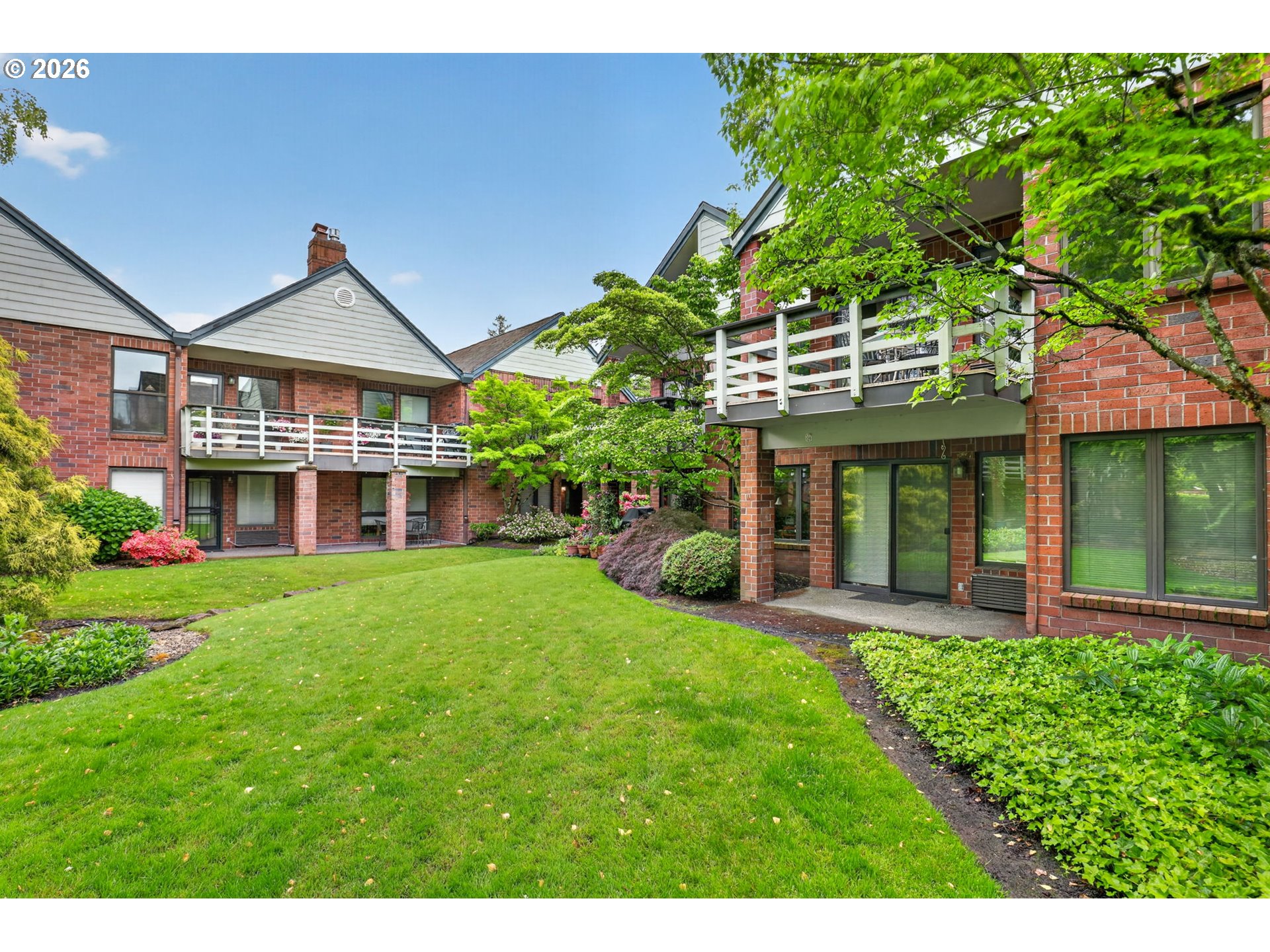 Photo #1: 248197862 Listing: Photo #1