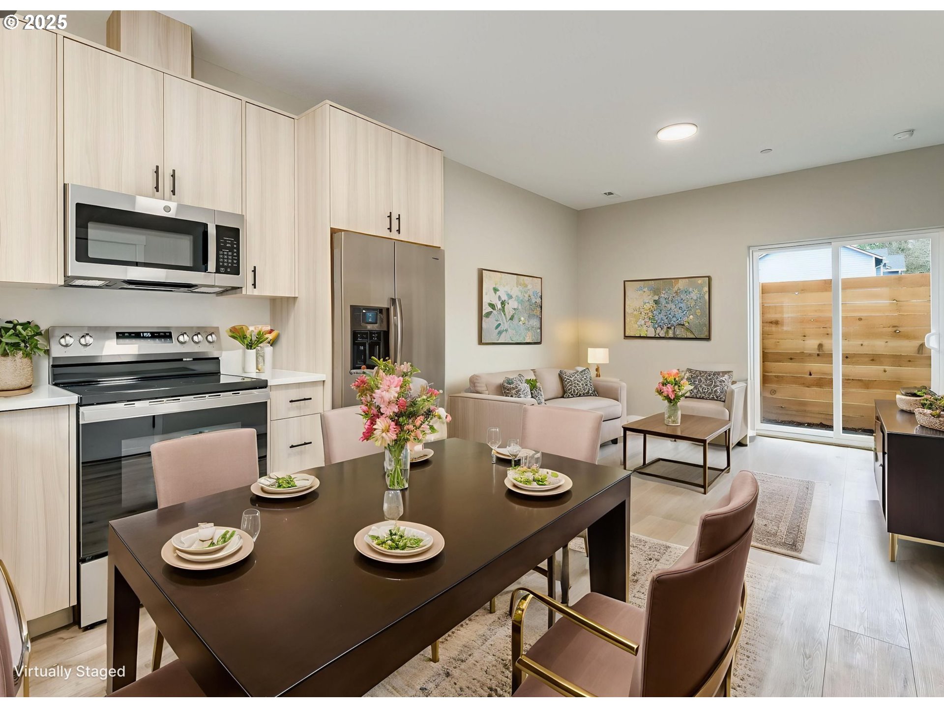 Photo #12: 249857372 Listing: Photo #12