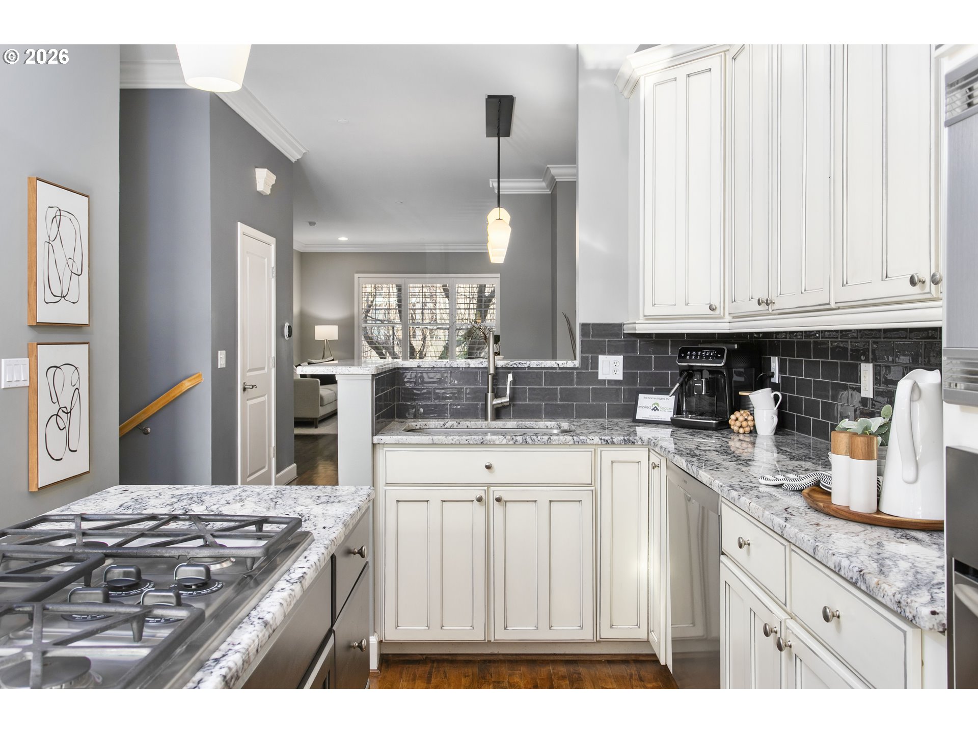 Photo #33: 249985568 Listing: Photo #33