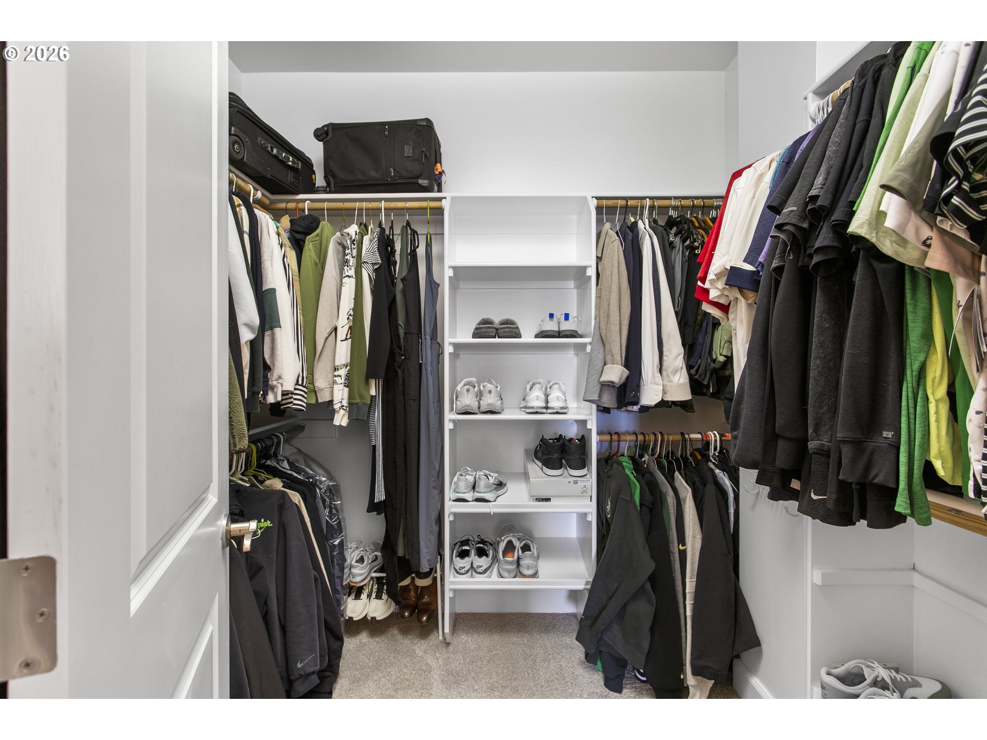 Photo #25: 249985568 Listing: Photo #25