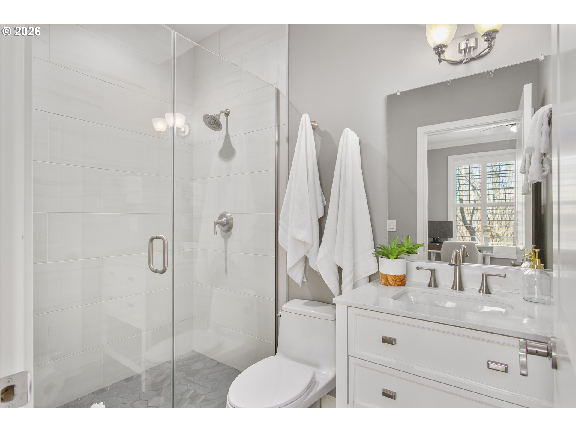 Photo #38: 249985568 Listing: Photo #38