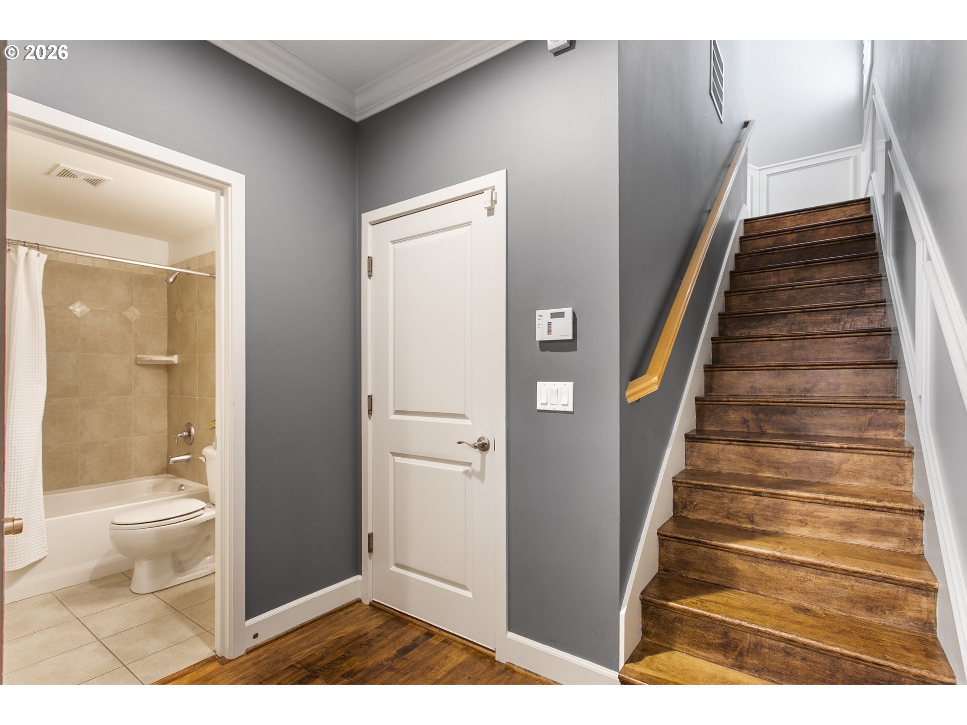 Photo #5: 249985568 Listing: Photo #5