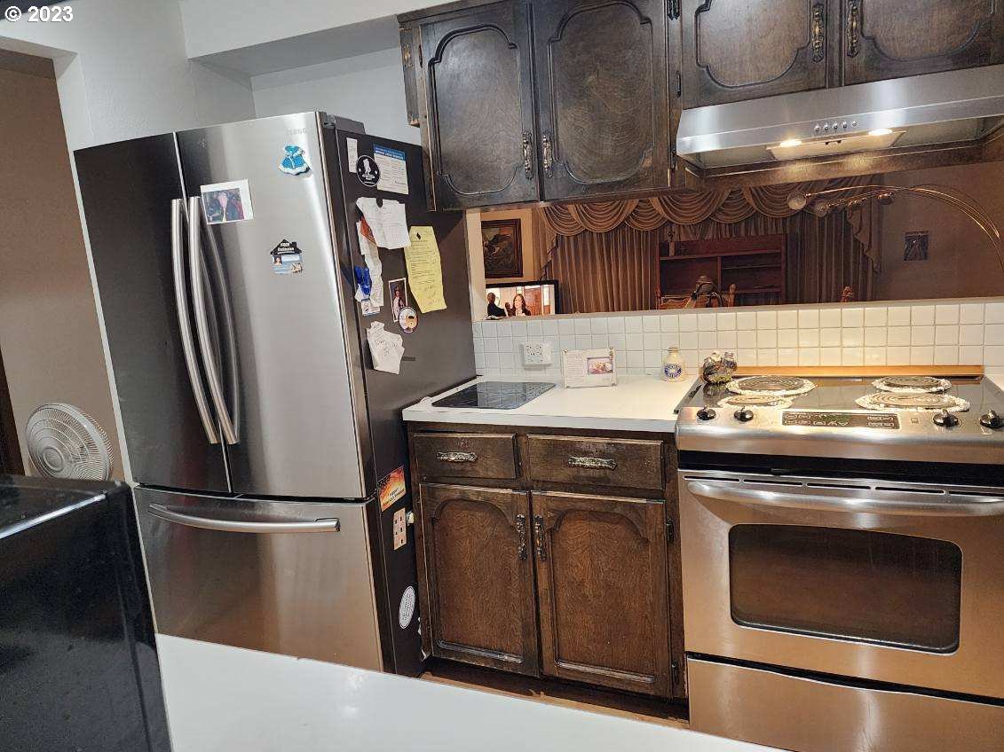 Photo #4: 250051025 Listing 