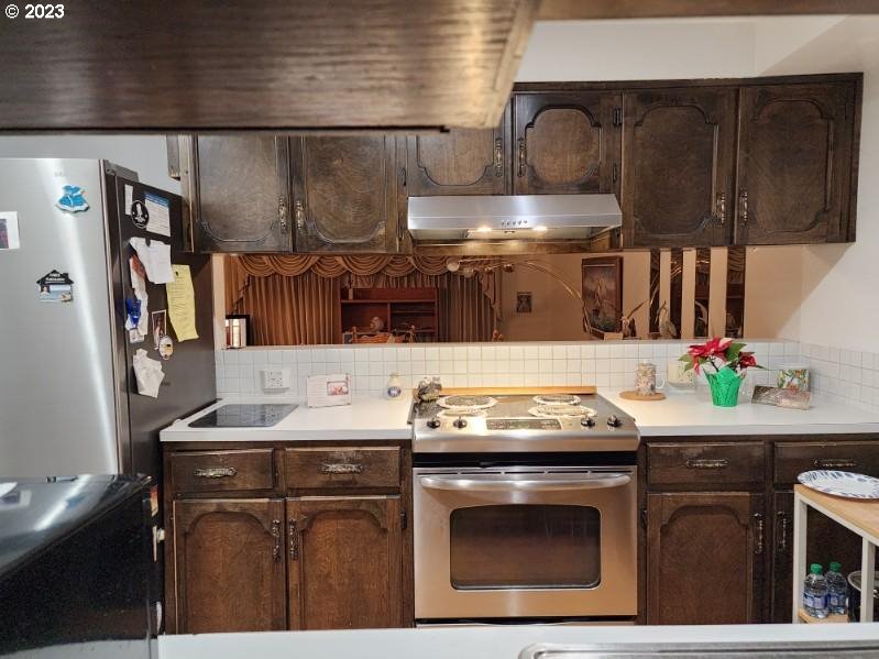Photo #5: 250051025 Listing 