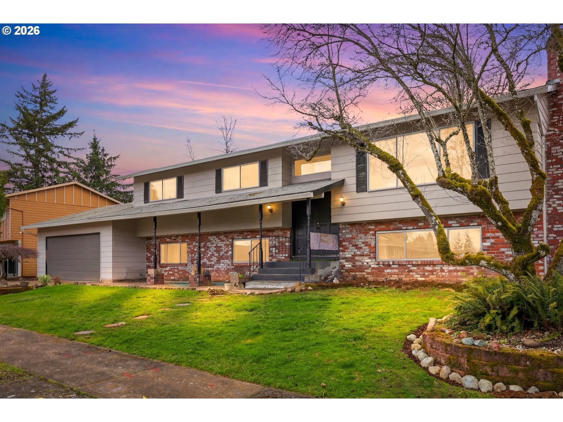 5323 OLYMPIC CIR, Eugene, OR, 97402