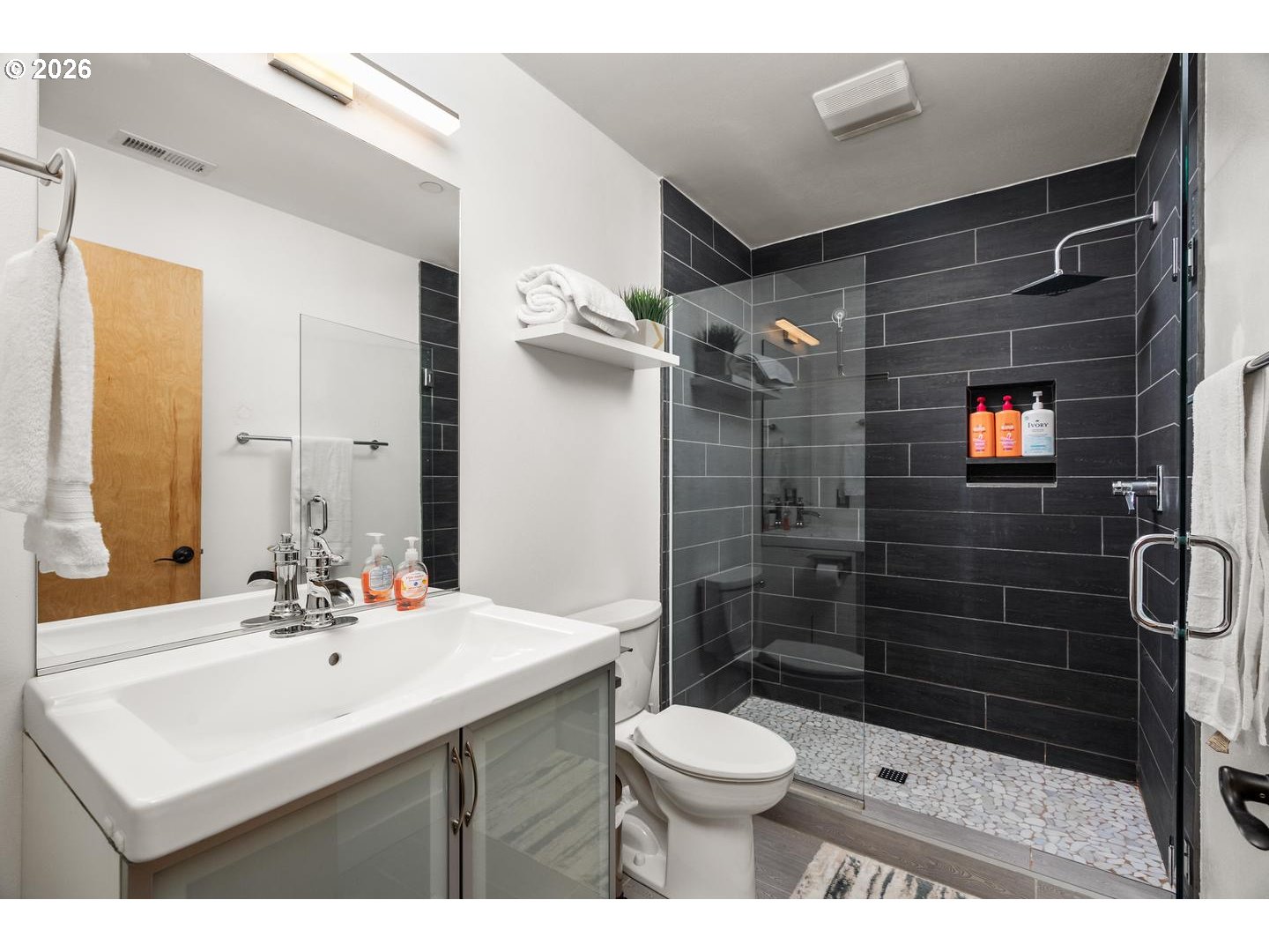 Photo #28: 250545738 Listing: Photo #28