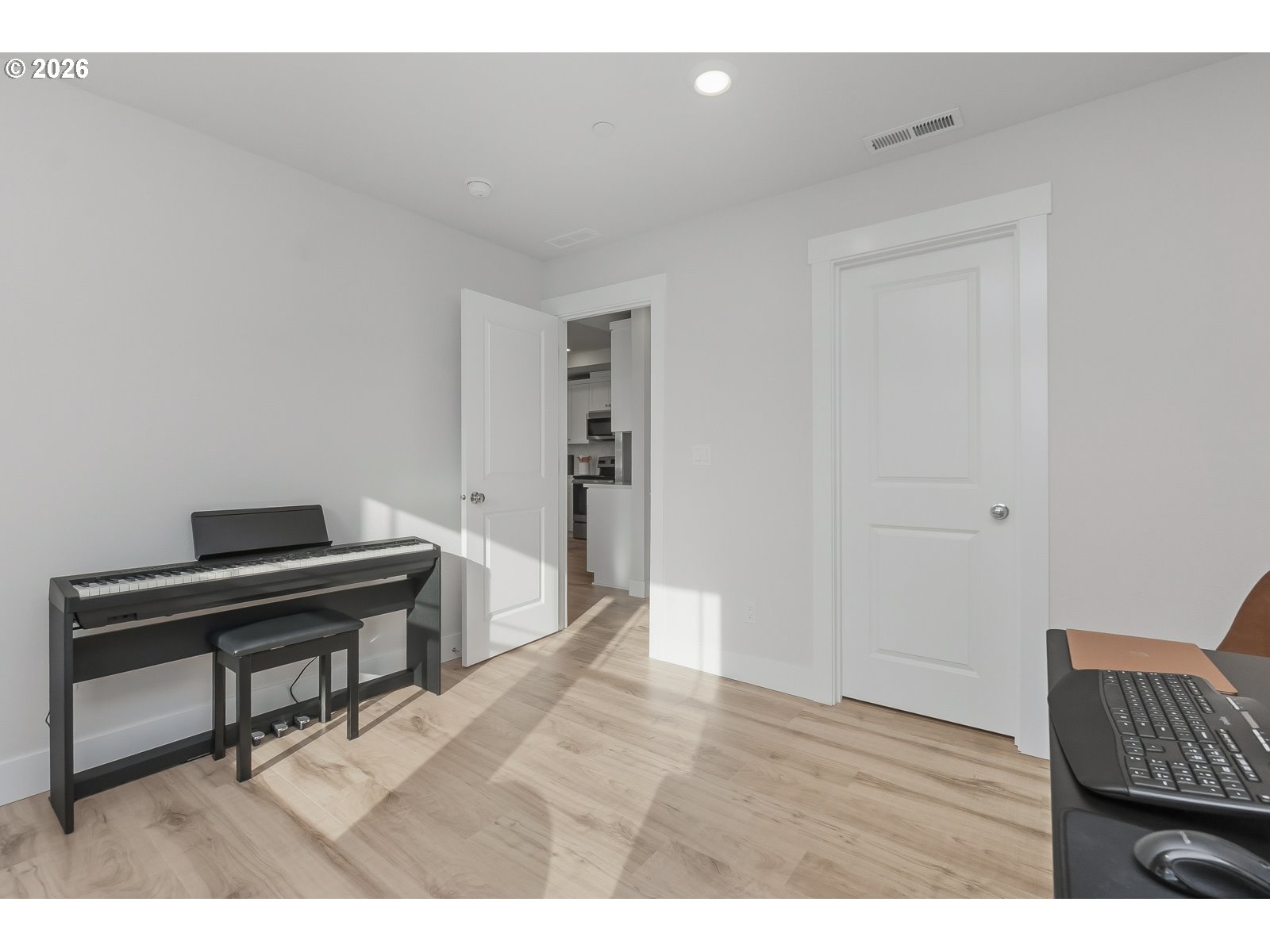 Photo #28: 251774647 Listing: Photo #28