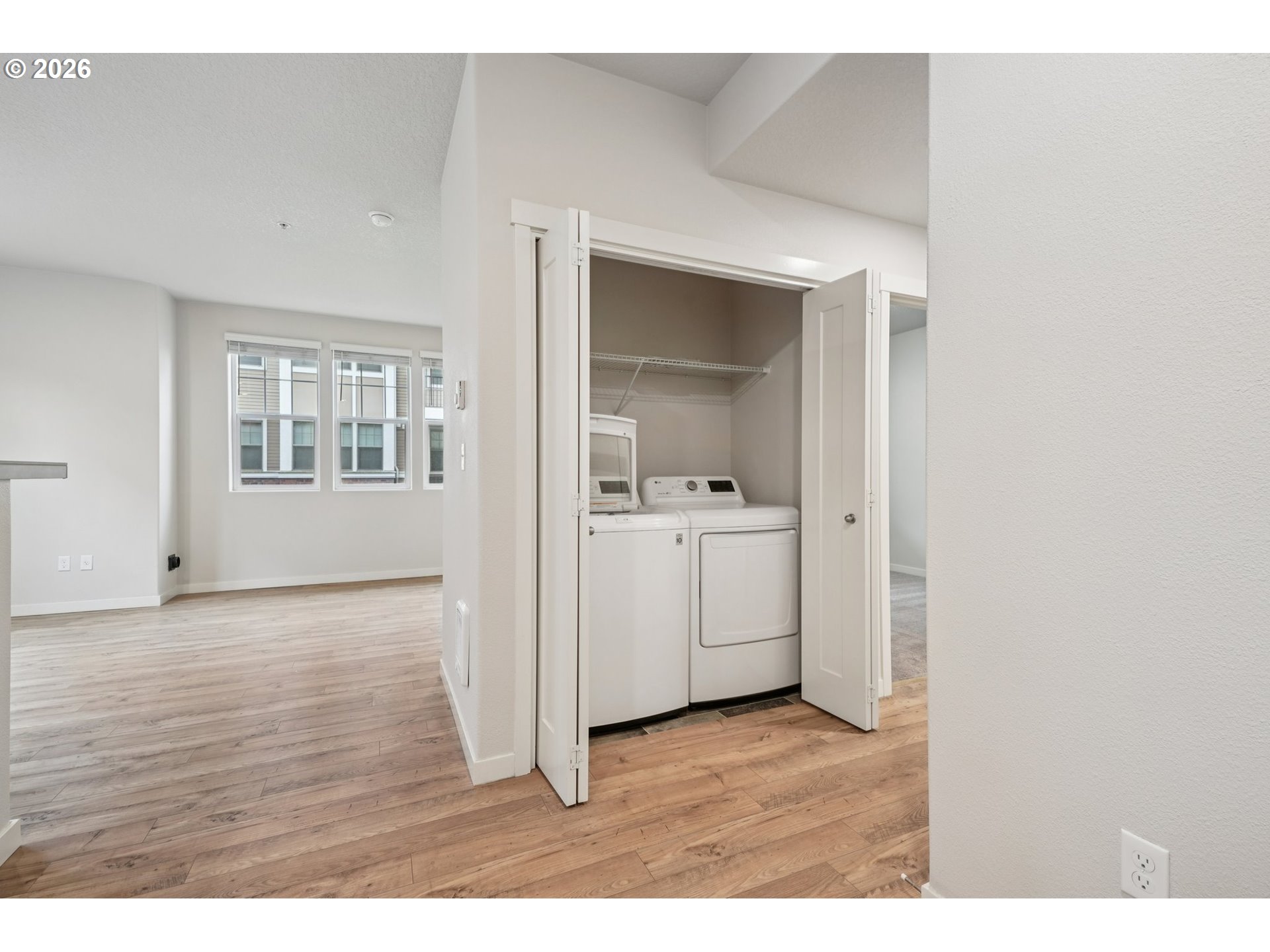 Photo #20: 251879317 Listing: Photo #20