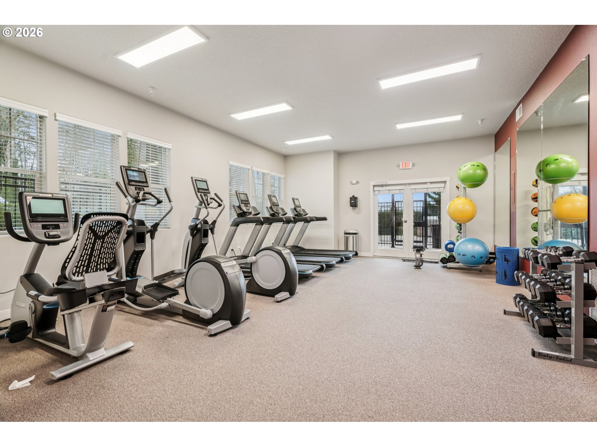 Photo #3: 251879317 Listing: Photo #3