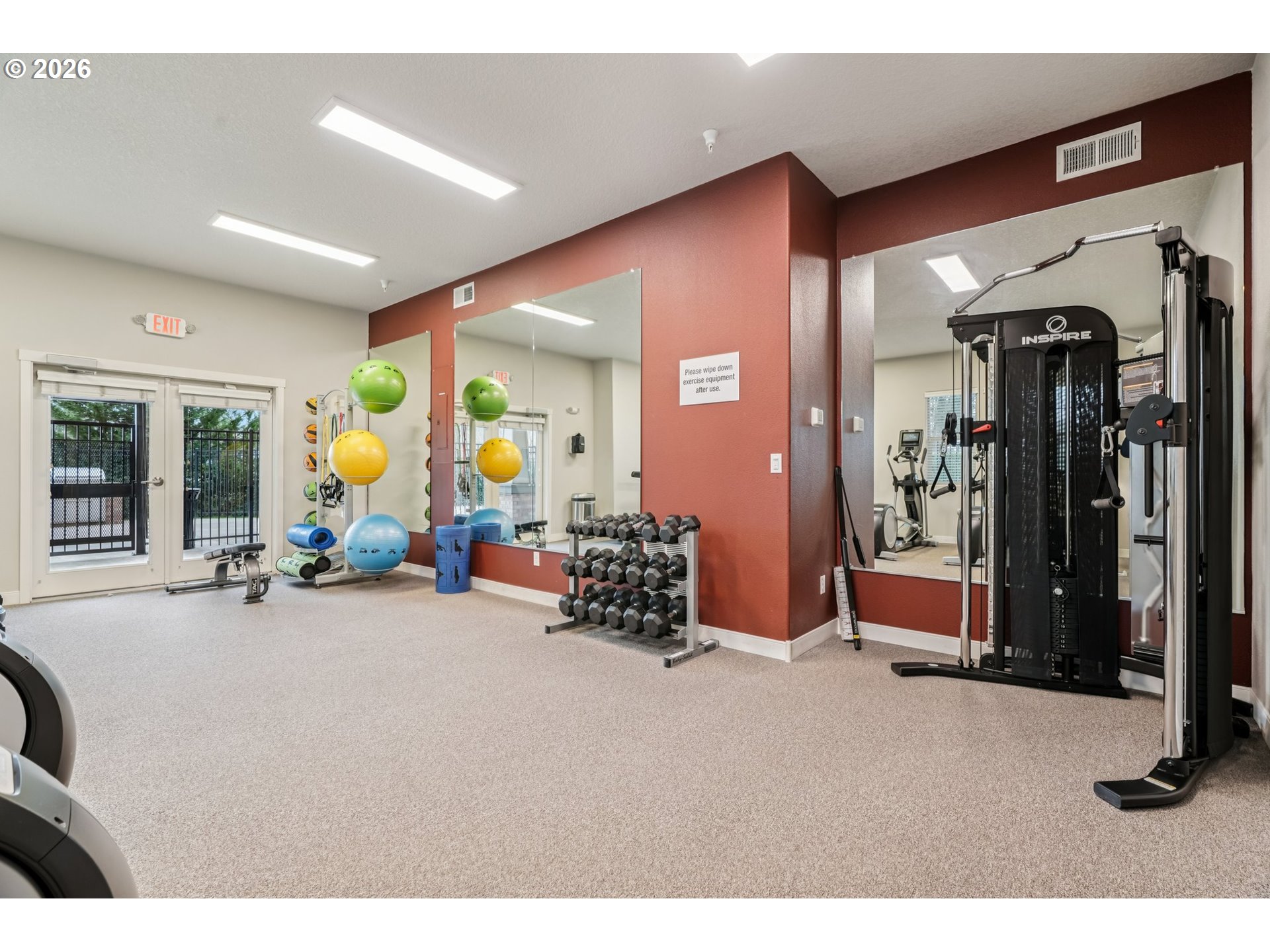 Photo #4: 251879317 Listing: Photo #4