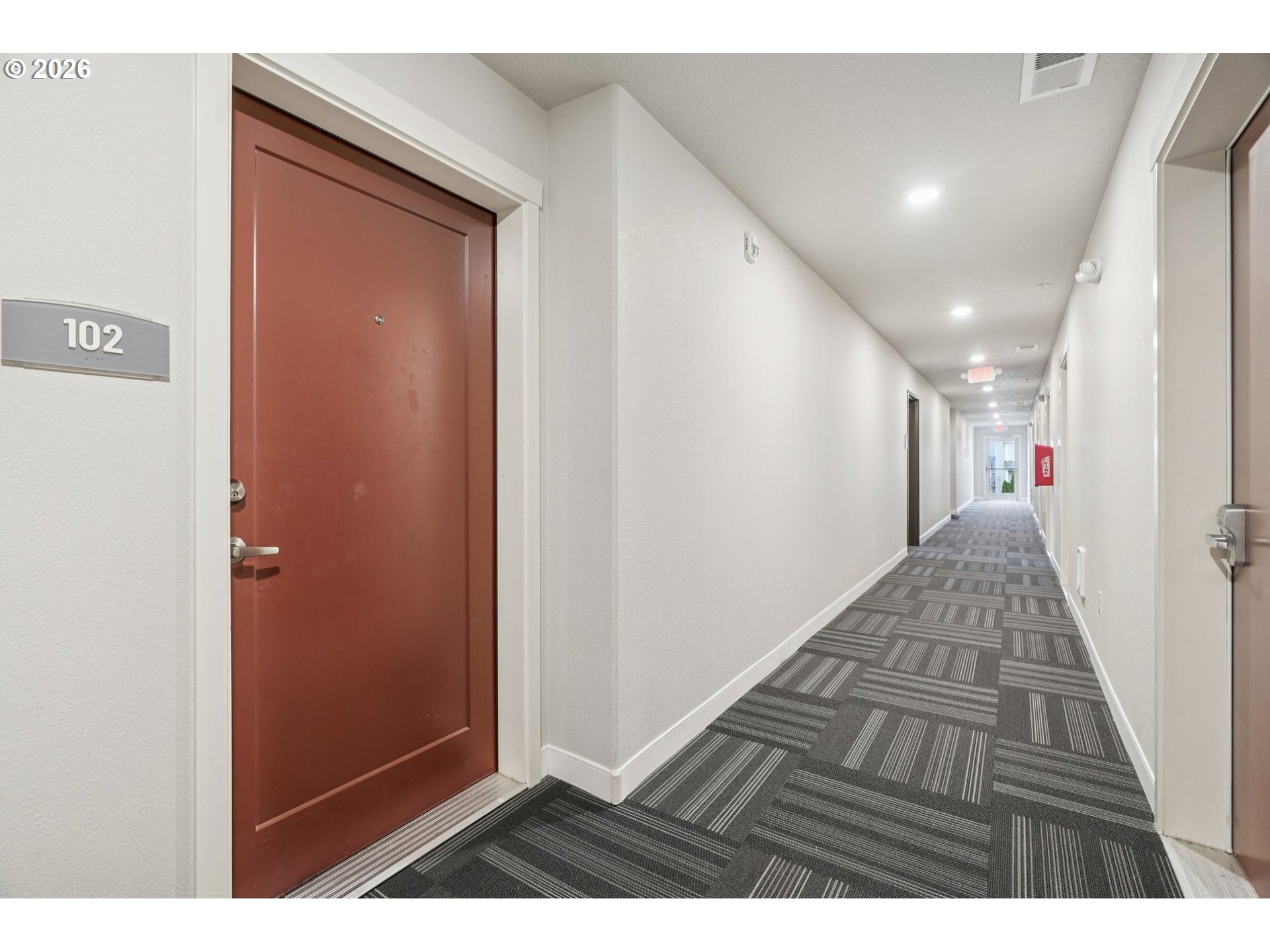 Photo #9: 251879317 Listing: Photo #9