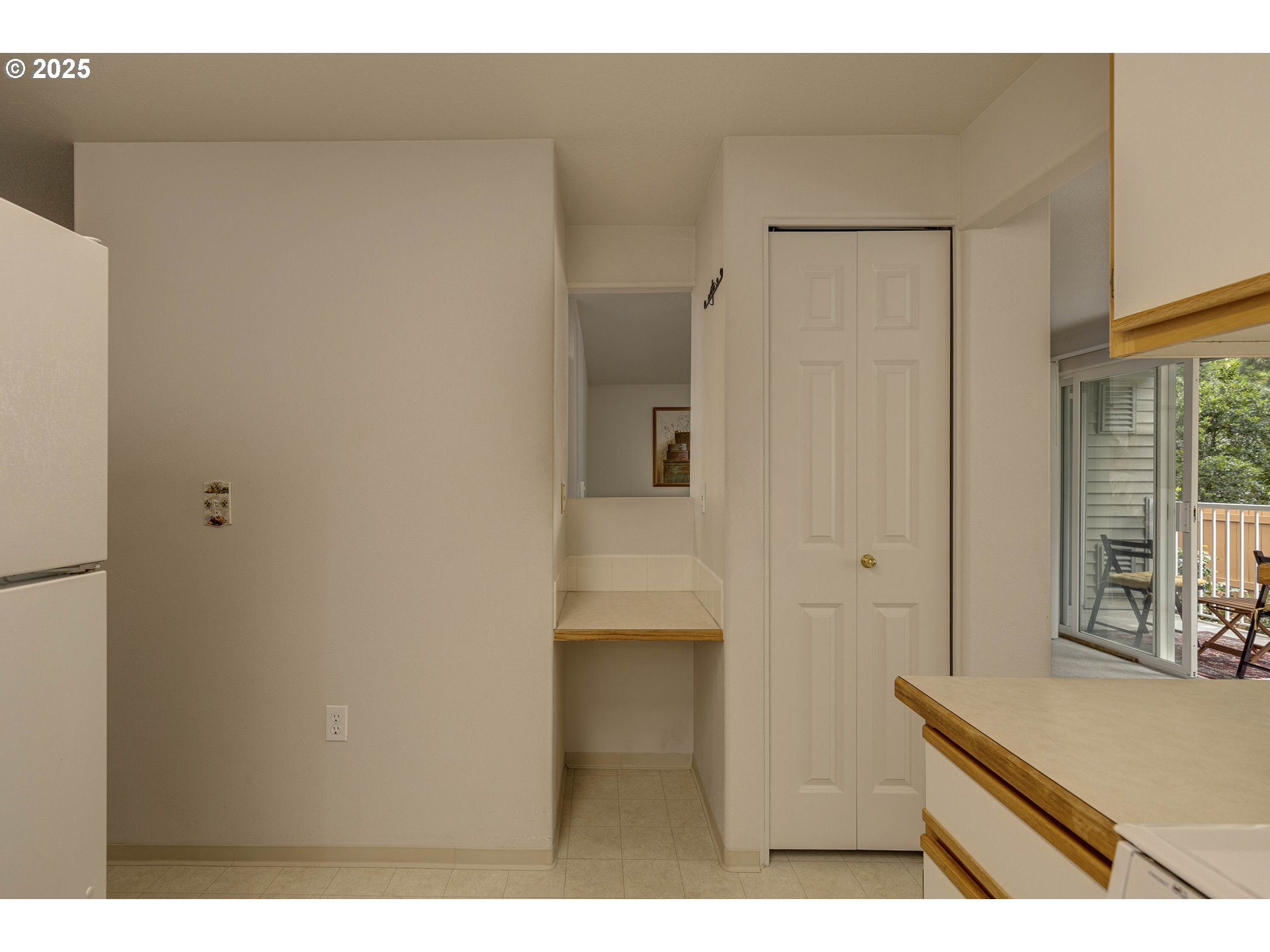 Photo #18: 252159793 Listing: Photo #18